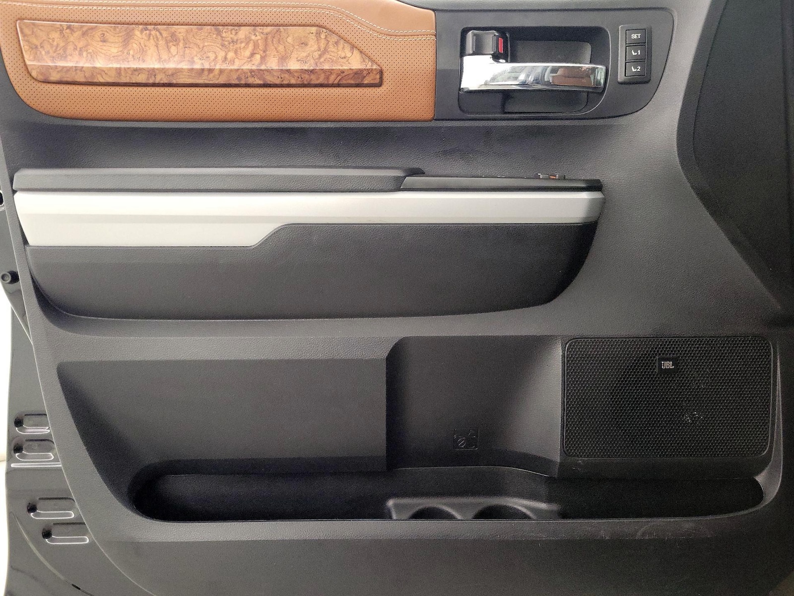 2020 Toyota Tundra 1794 Edition - Photo 13