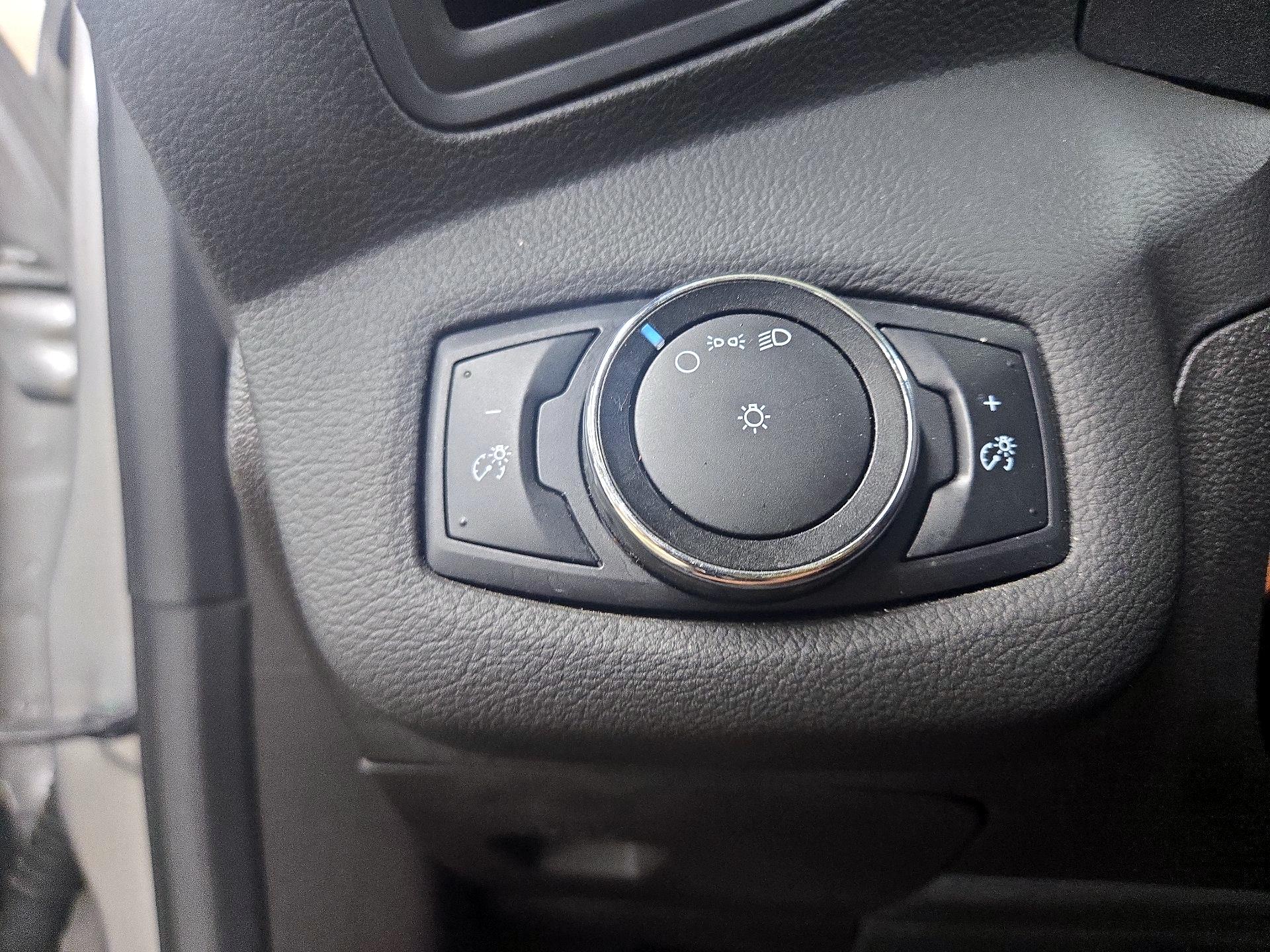 Thumbnail: 2014 Ford Escape - 13