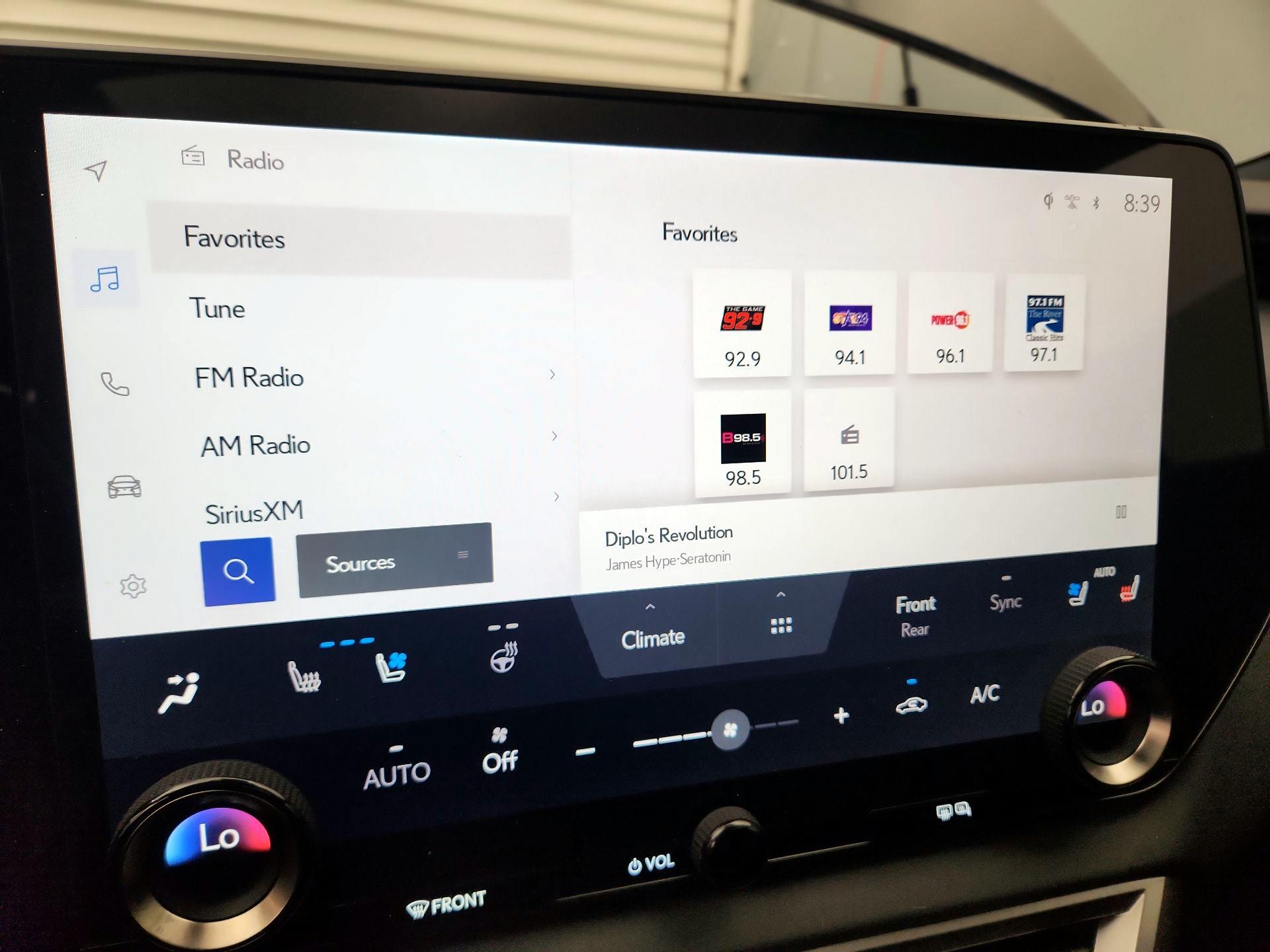 Thumbnail: 2023 Lexus RX - 15