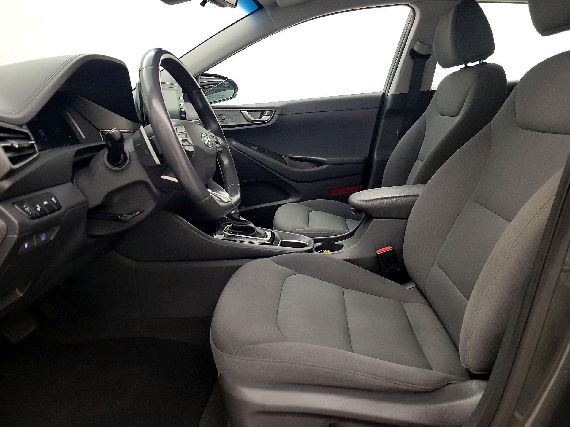 Thumbnail: 2020 Hyundai Ioniq - 11