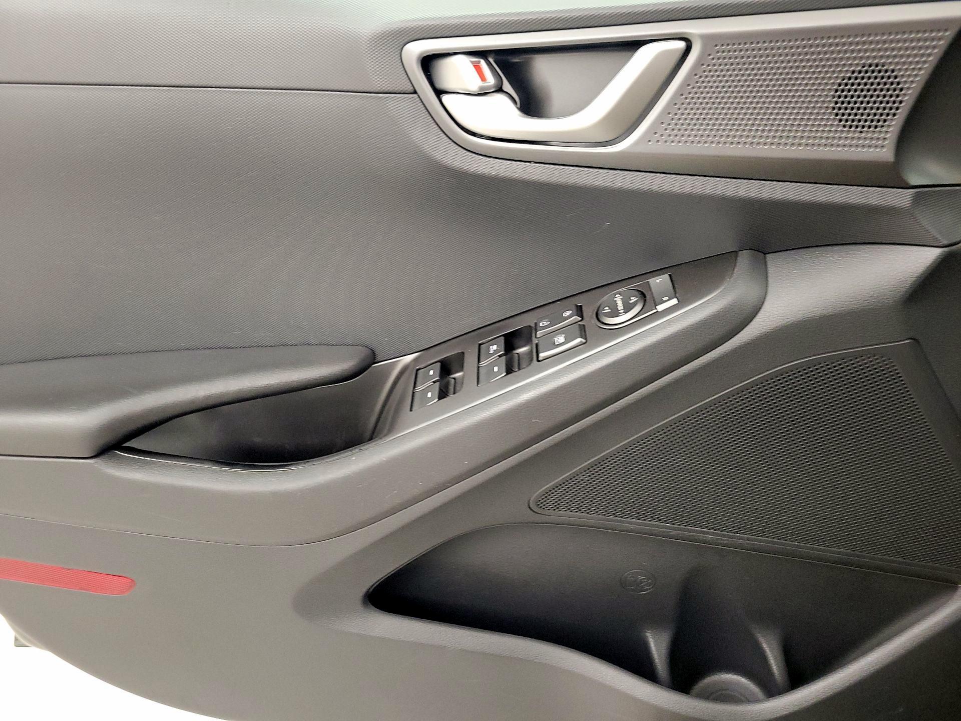 Thumbnail: 2020 Hyundai Ioniq - 12