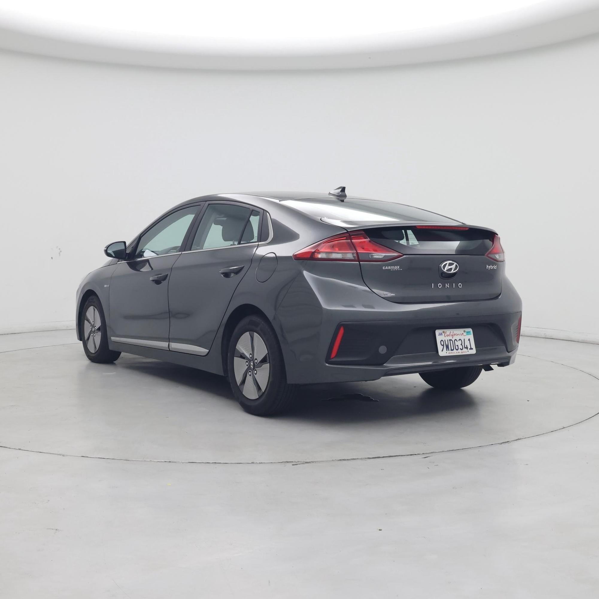 Thumbnail: 2020 Hyundai Ioniq - 2