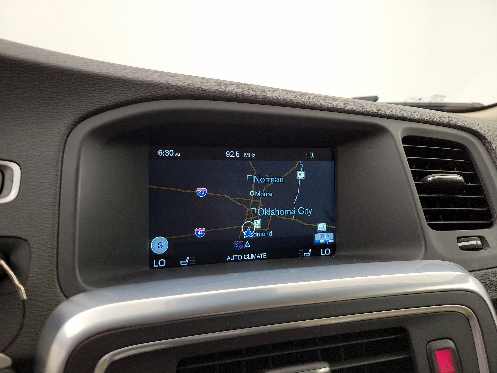 Thumbnail: 2016 Volvo S60 - 14