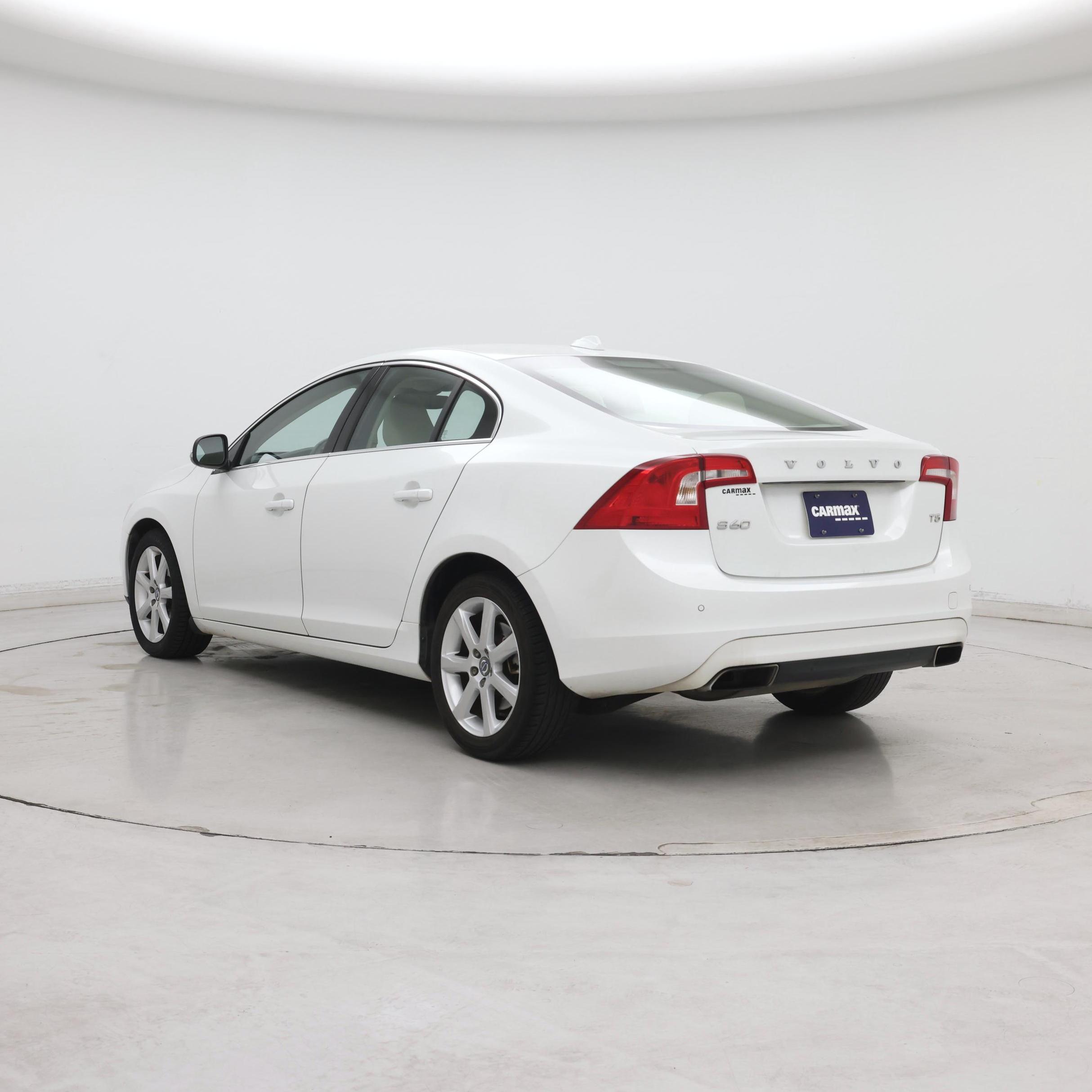 Thumbnail: 2016 Volvo S60 - 2