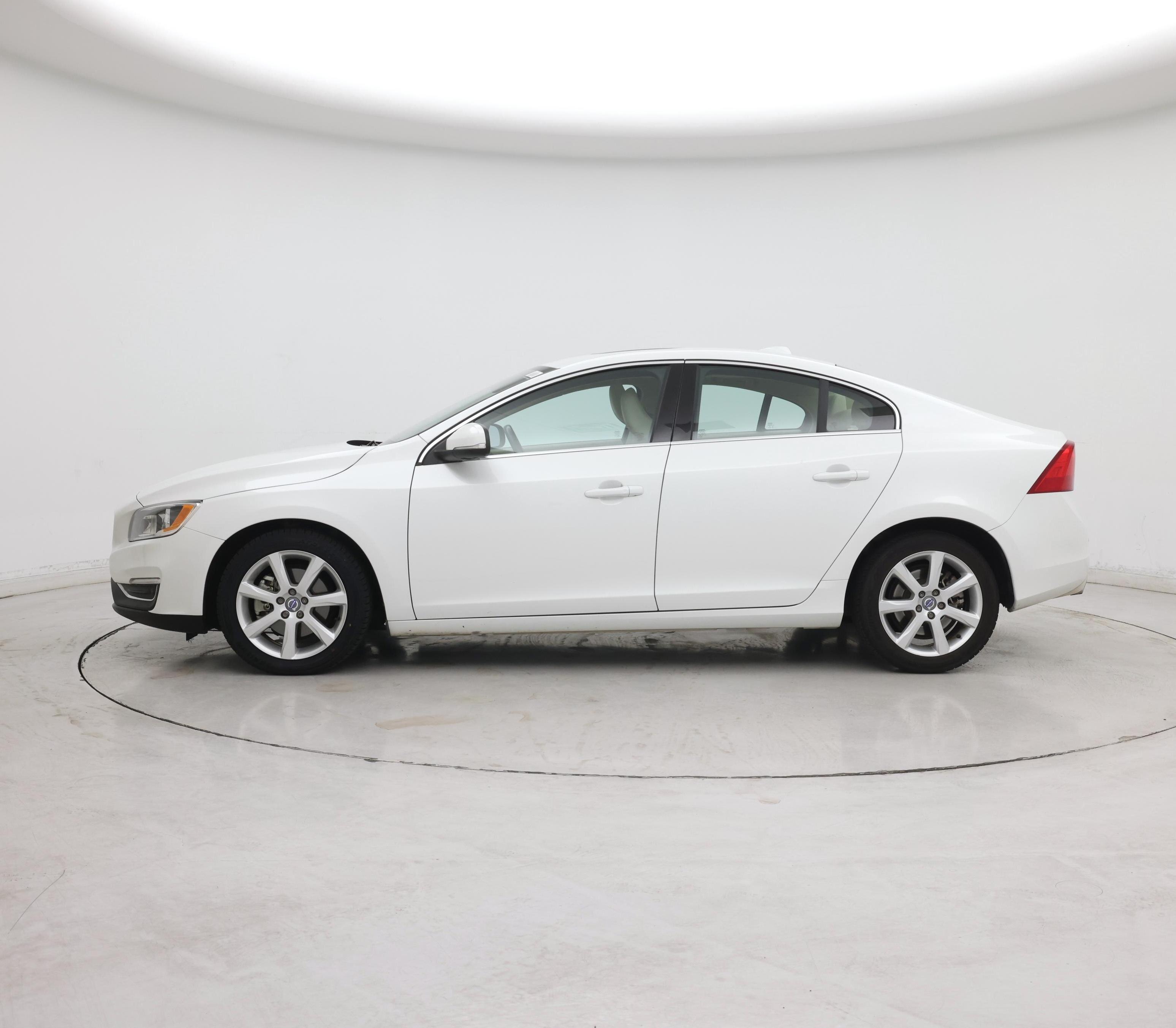 Thumbnail: 2016 Volvo S60 - 3
