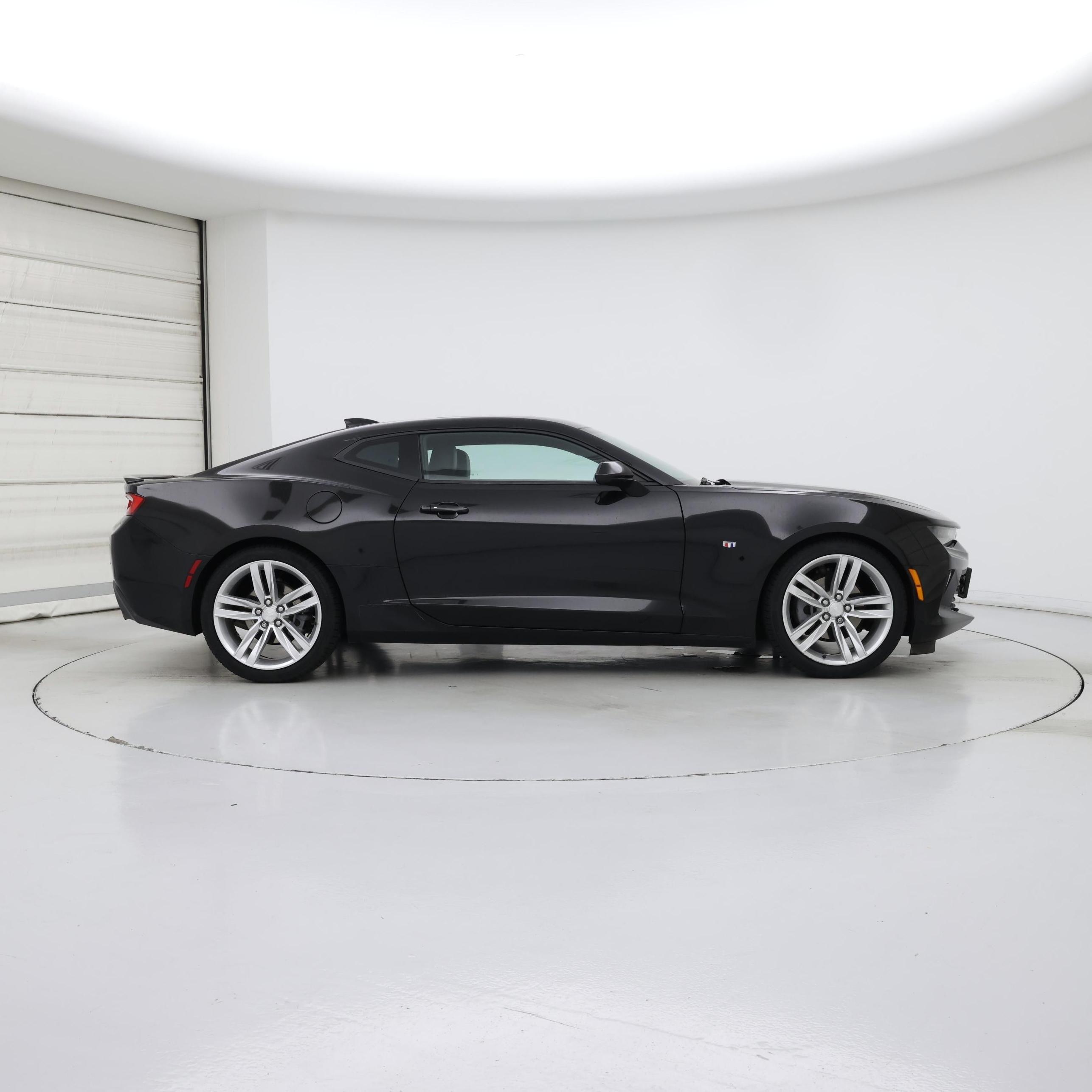 Thumbnail: 2017 Chevrolet Camaro - 7
