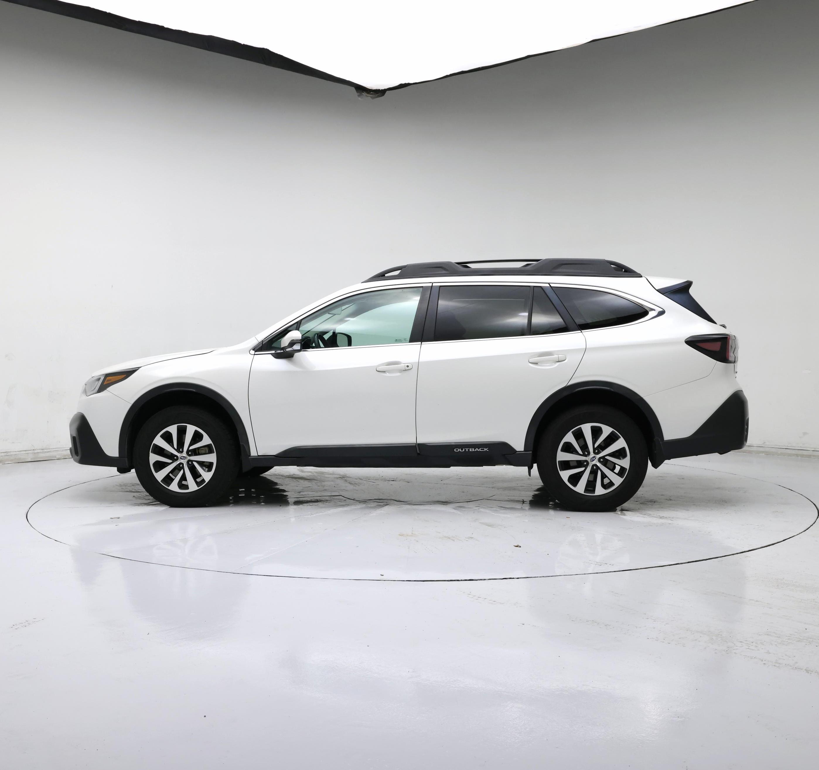 Thumbnail: 2020 Subaru Outback - 3