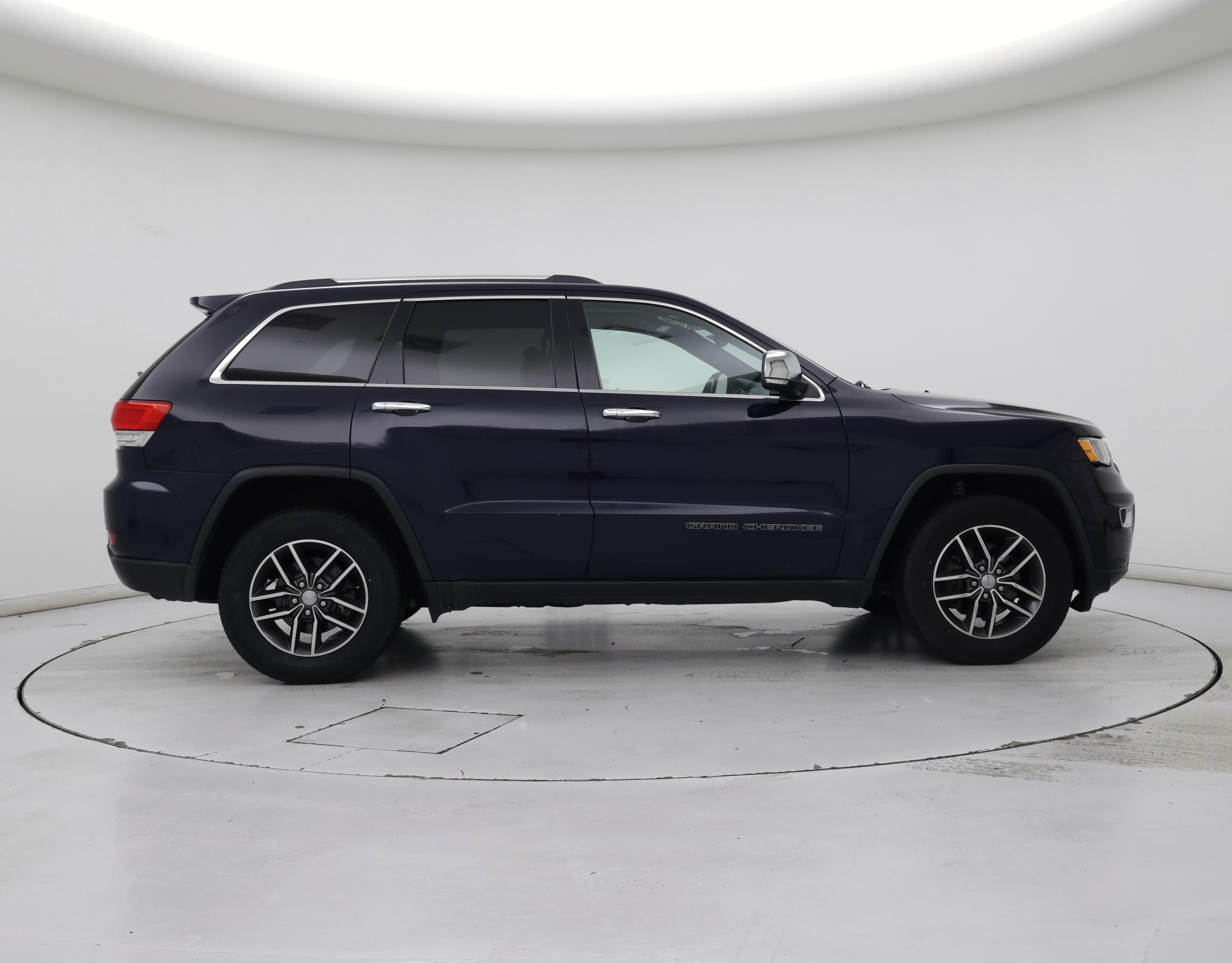 Thumbnail: 2017 Jeep Grand Cherokee - 7