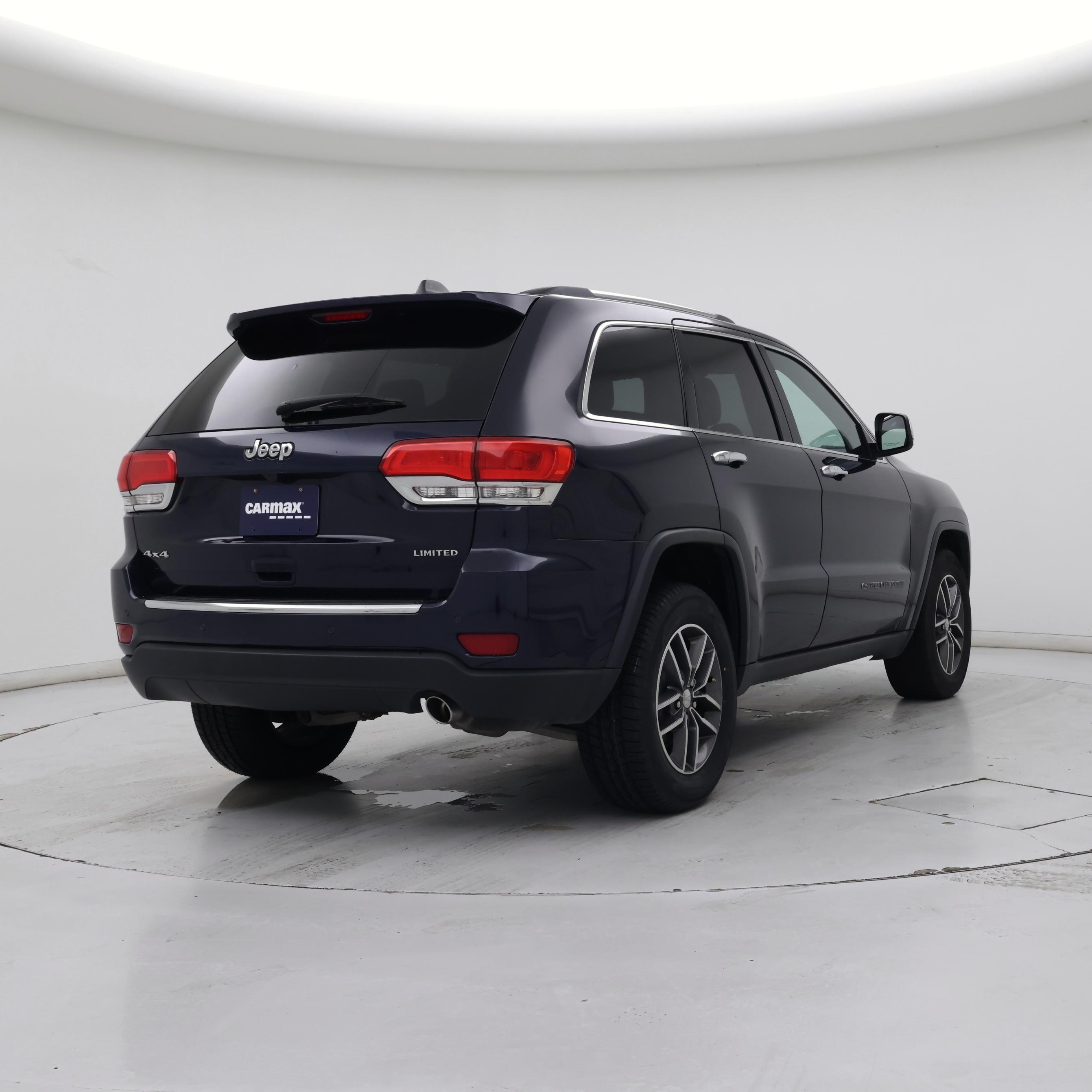 Thumbnail: 2017 Jeep Grand Cherokee - 8