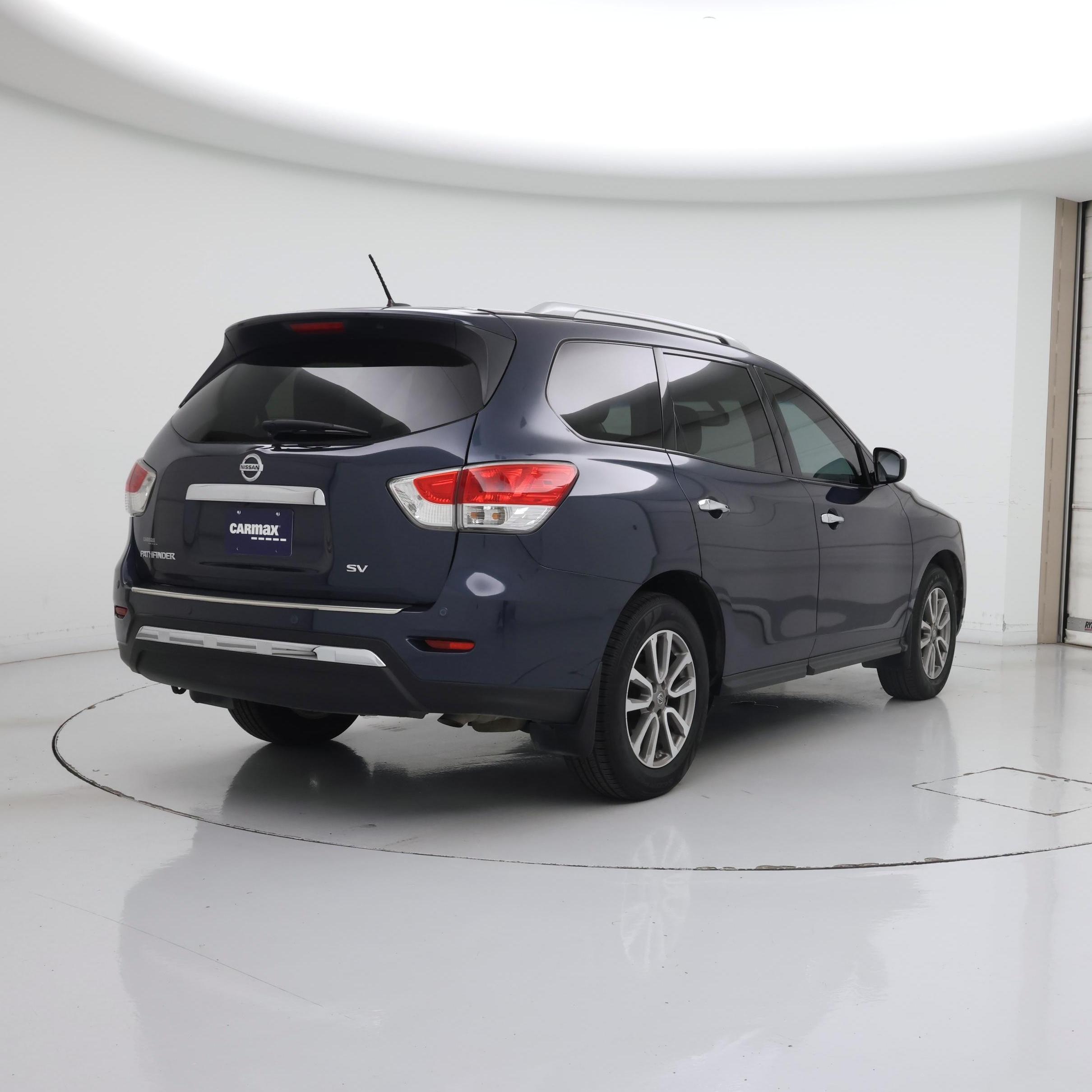 Thumbnail: 2015 Nissan Pathfinder - 8