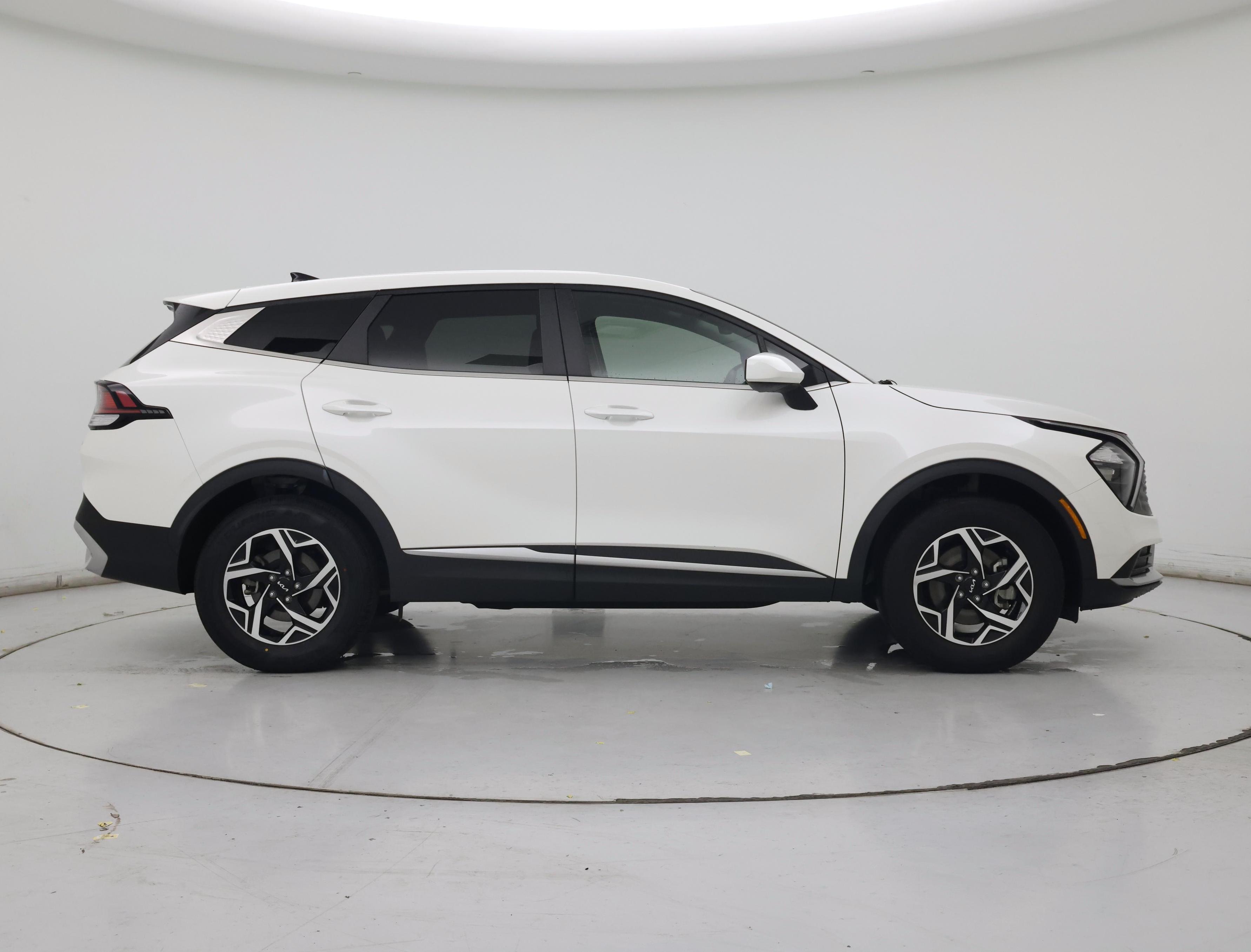 Thumbnail: 2023 Kia Sportage - 7