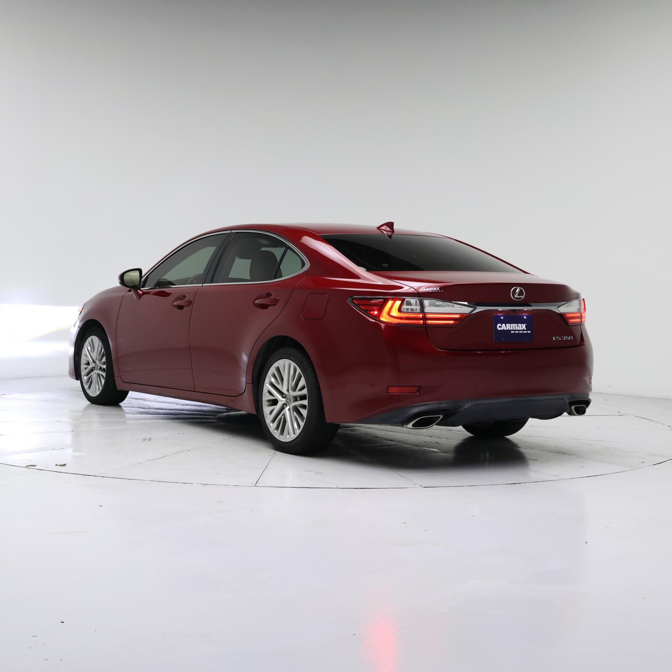 Thumbnail: 2016 Lexus ES - 2