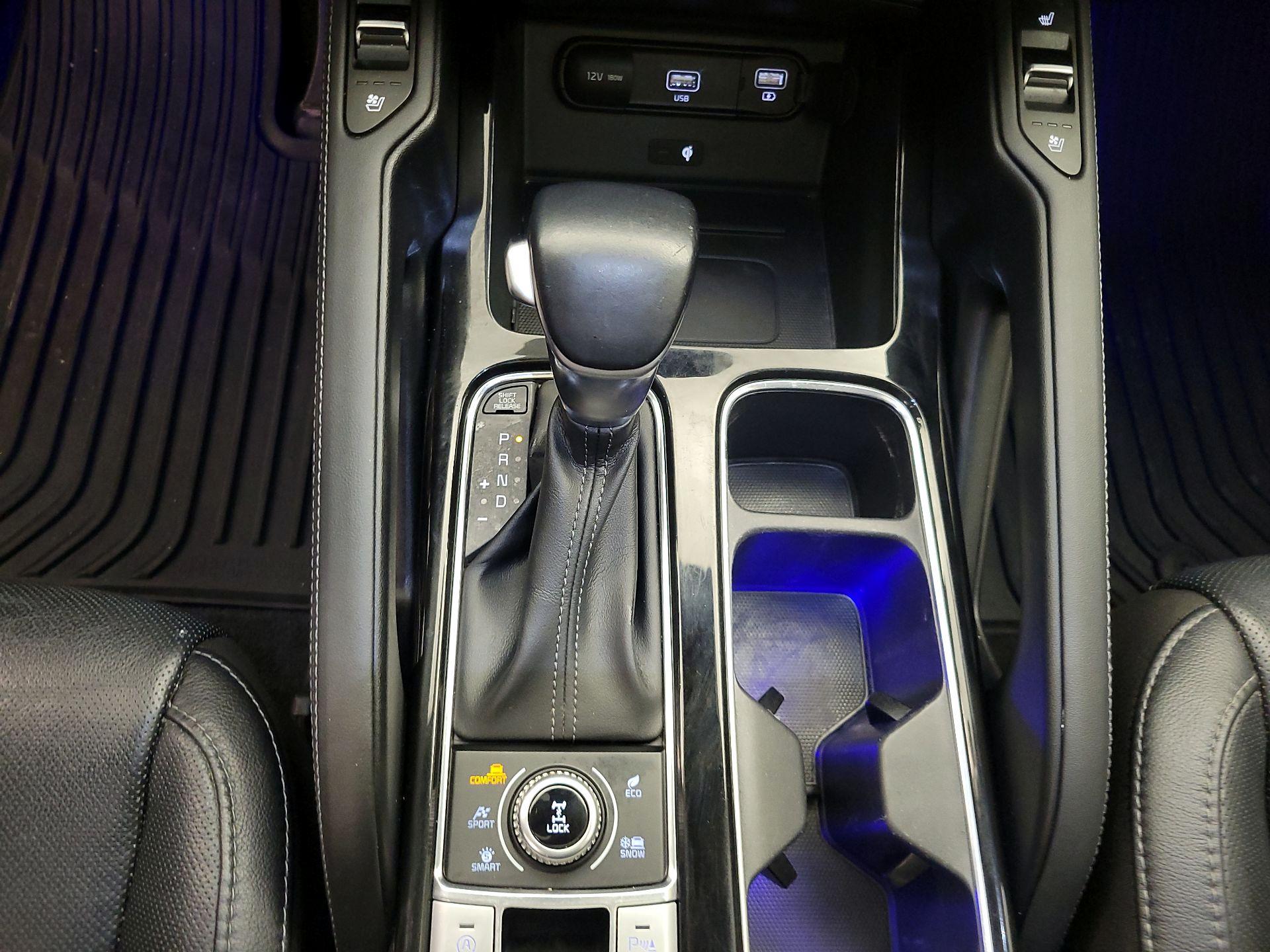 Thumbnail: 2020 Kia Telluride - 18