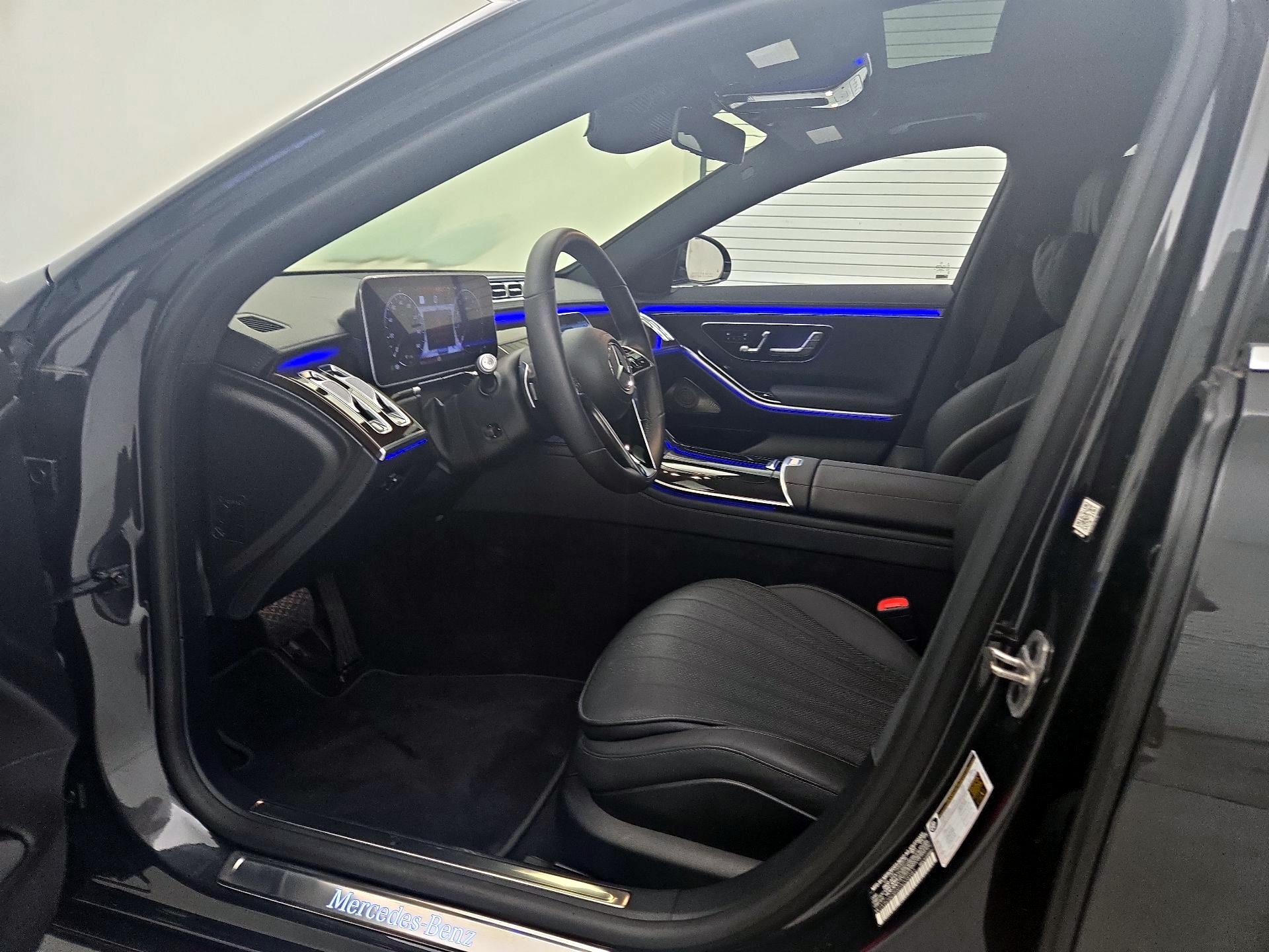 Thumbnail: 2023 Mercedes-Benz S-Class - 11