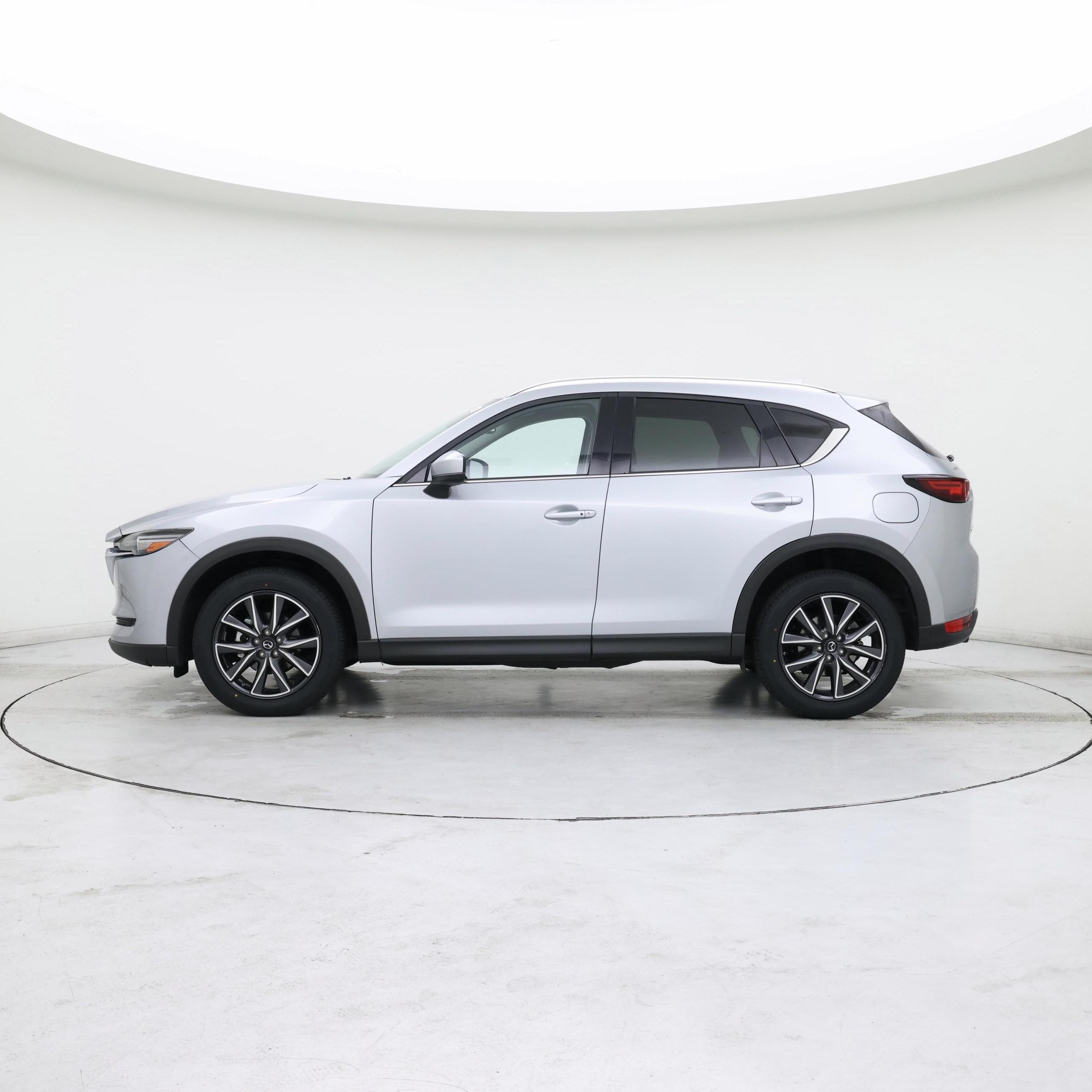 Thumbnail: 2017 Mazda CX-5 - 3
