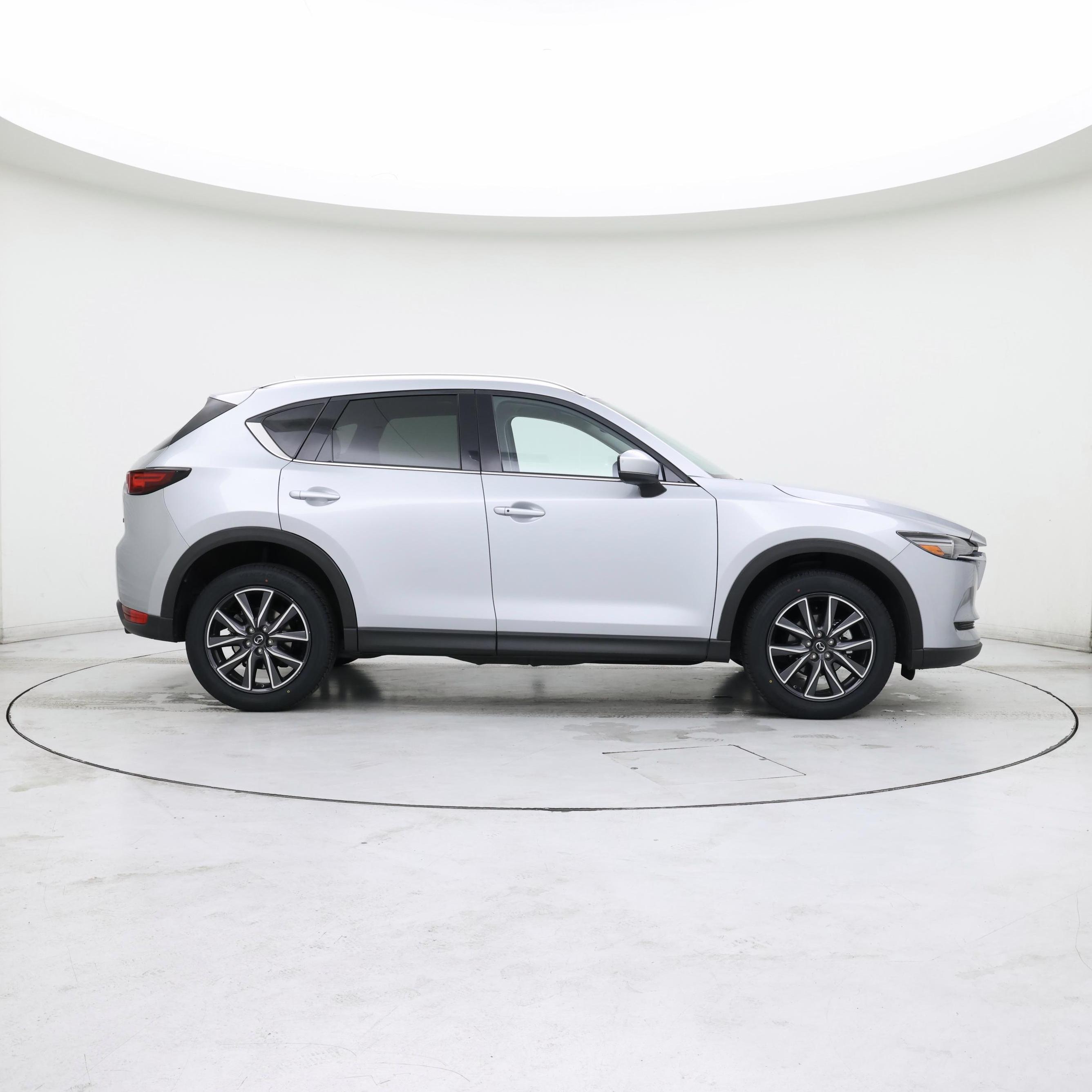 Thumbnail: 2017 Mazda CX-5 - 7