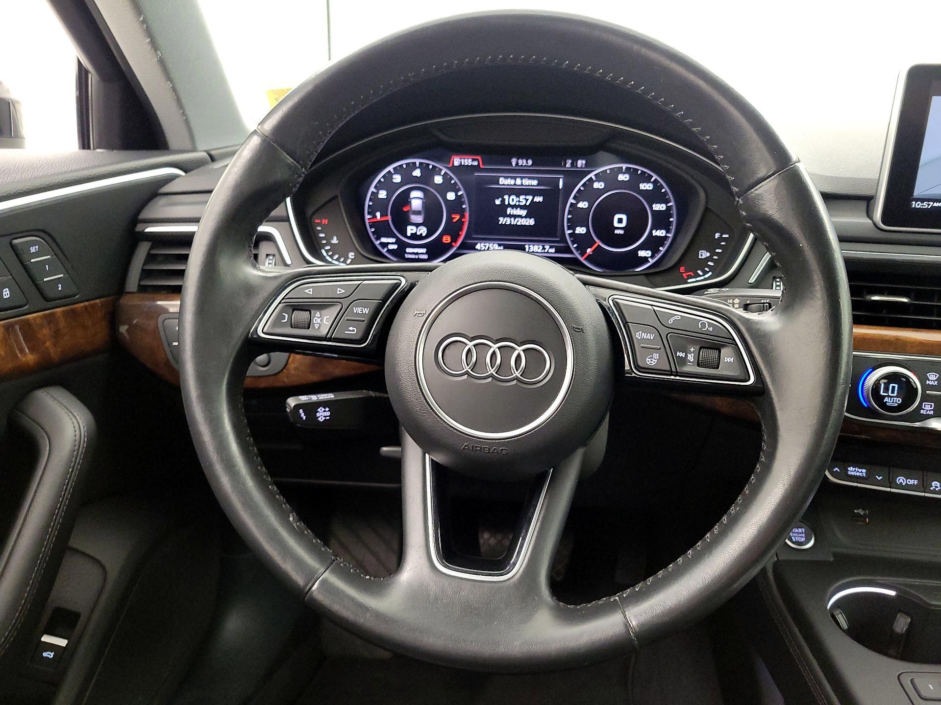 Thumbnail: 2019 Audi A4 - 10