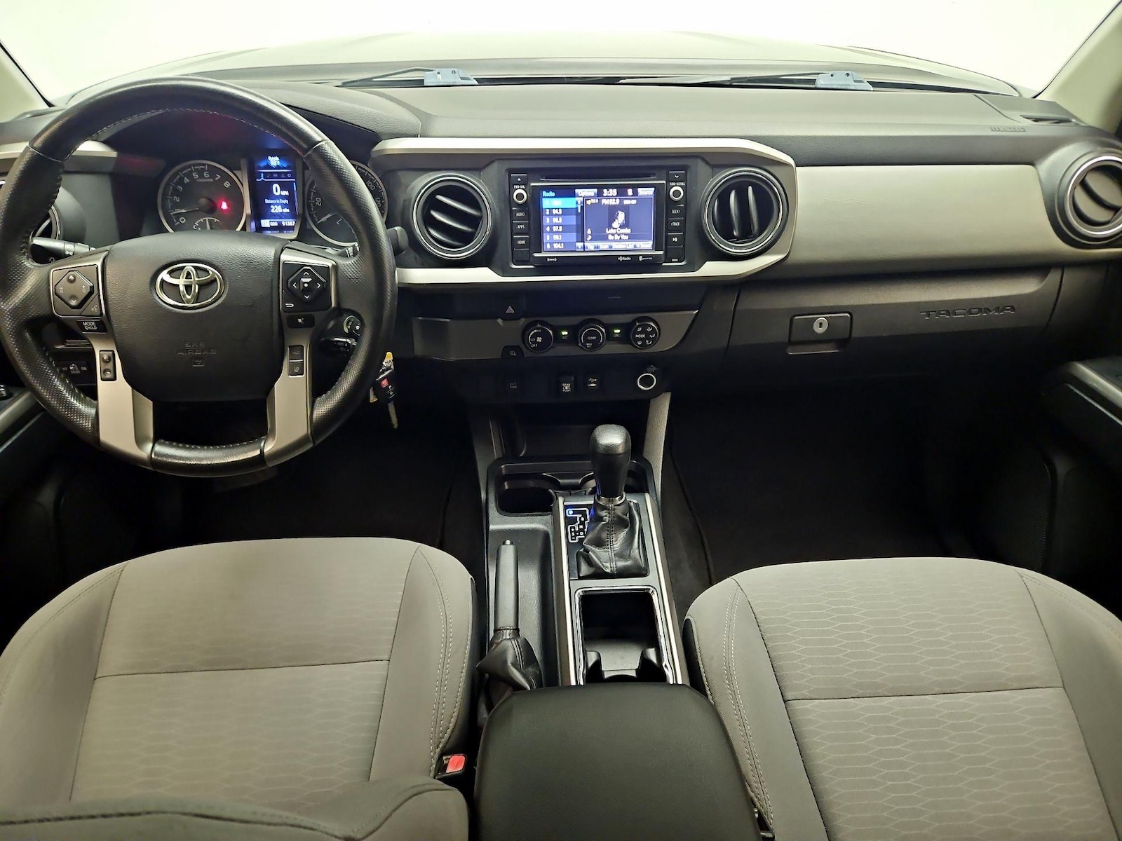 2019 Toyota Tacoma SR5 - Photo 10