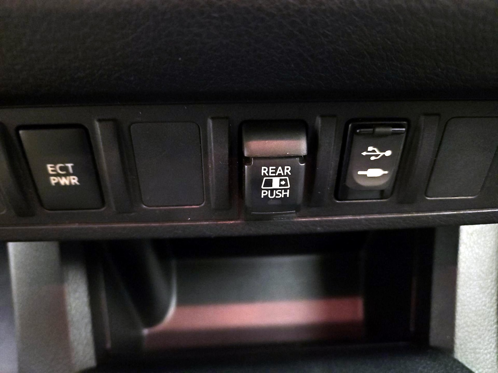 2019 Toyota Tacoma SR5 - Photo 19