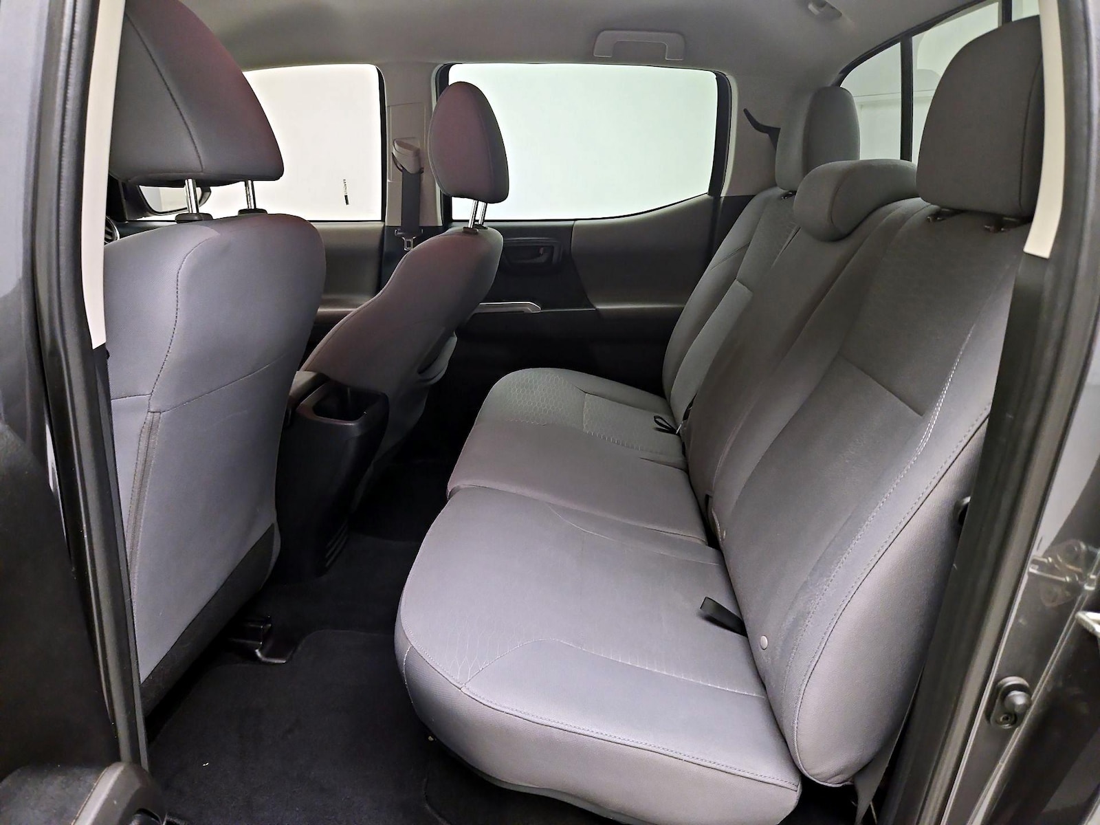 2019 Toyota Tacoma SR5 - Photo 20