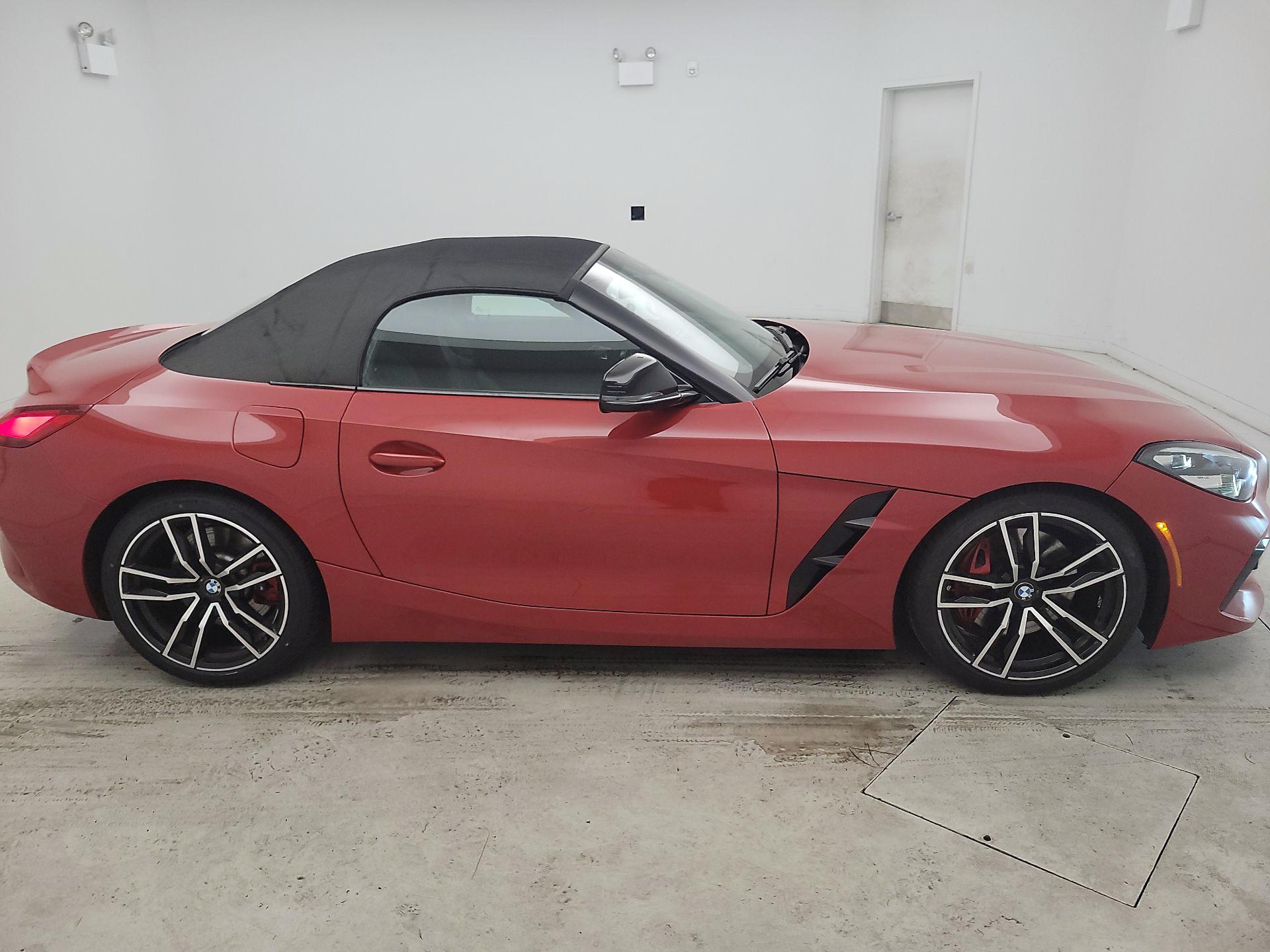 Thumbnail: 2021 BMW Z4 - 4