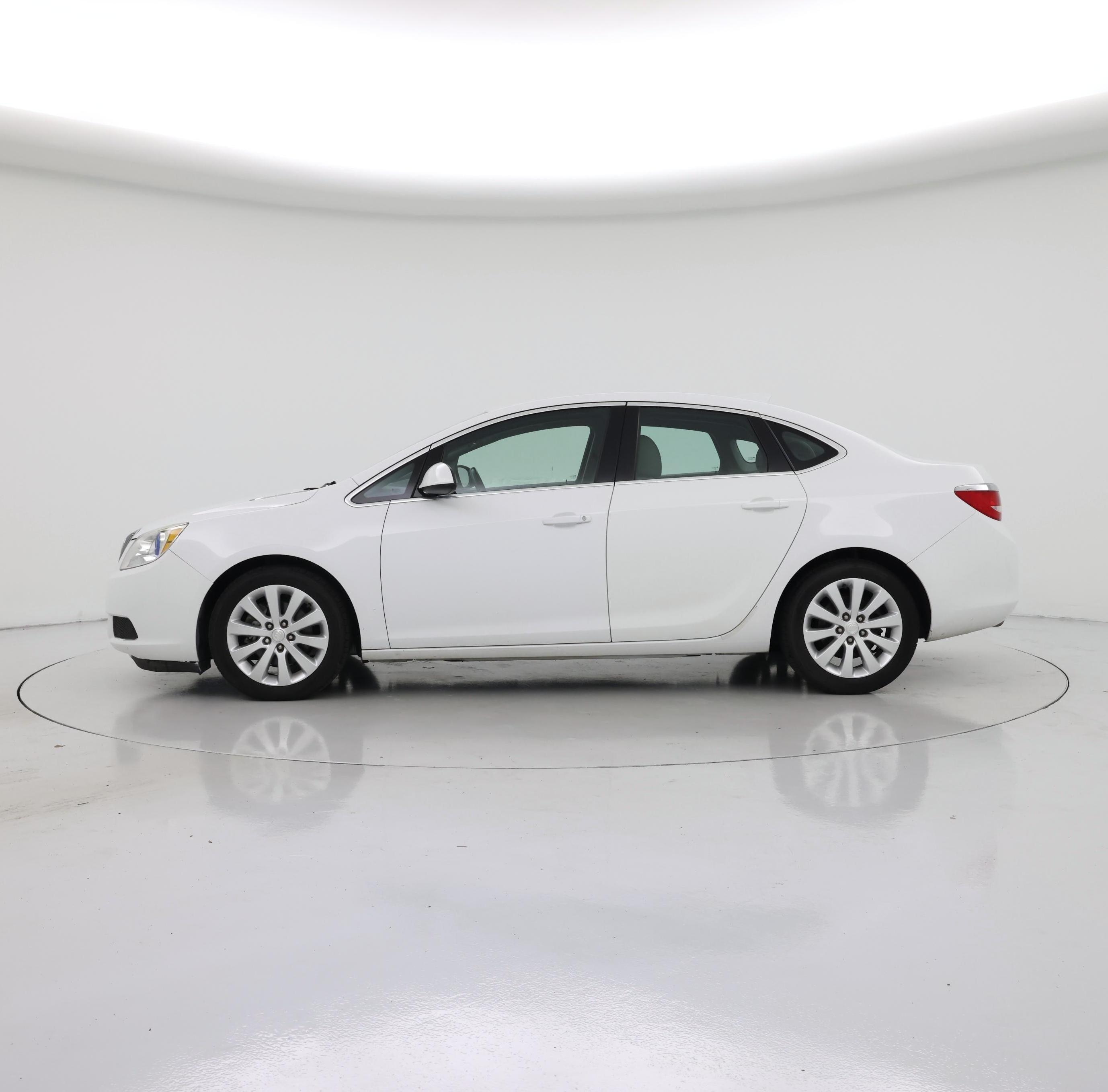 Thumbnail: 2015 Buick Verano - 3