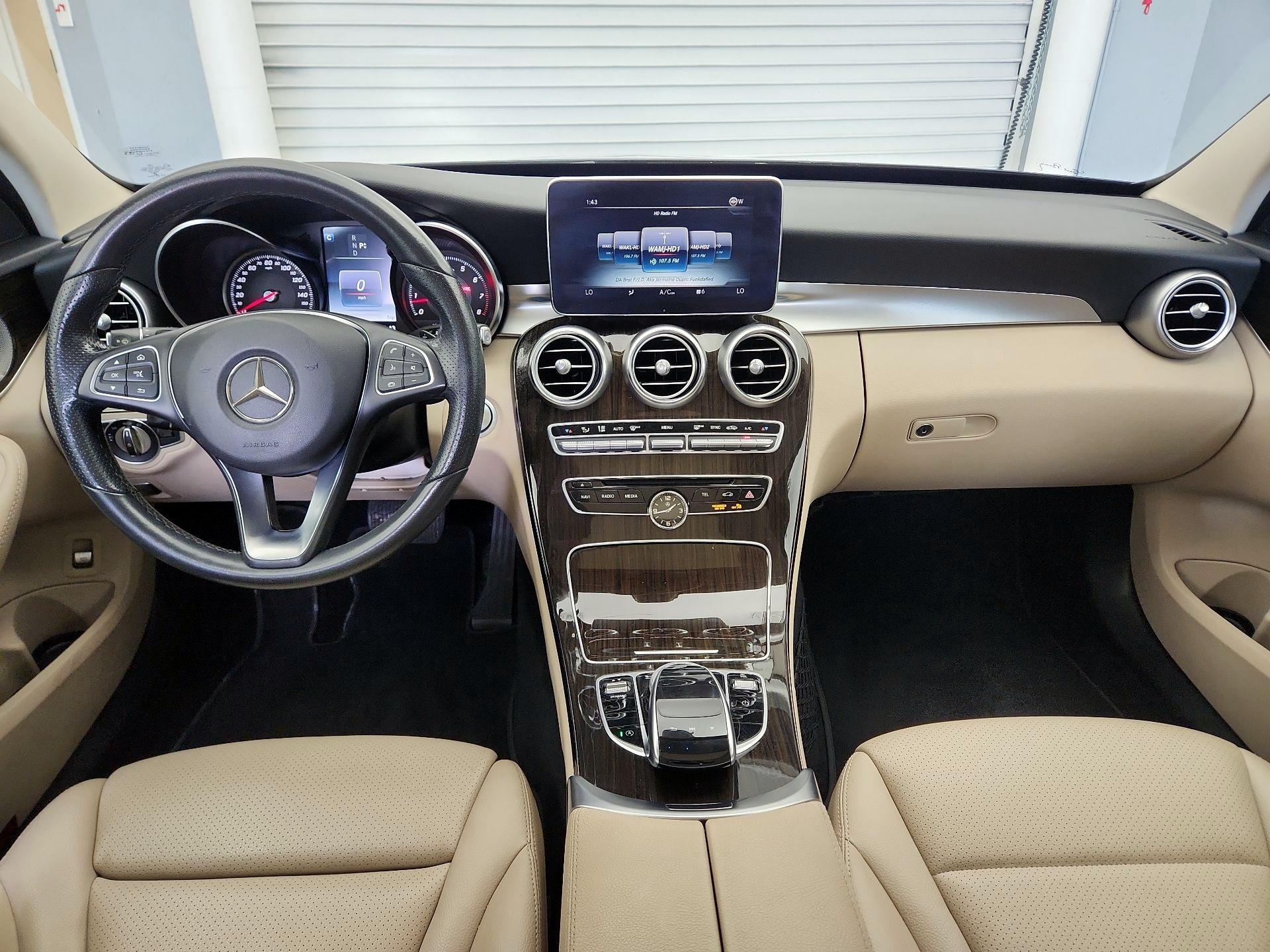 Thumbnail: 2017 Mercedes-Benz C-Class - 9