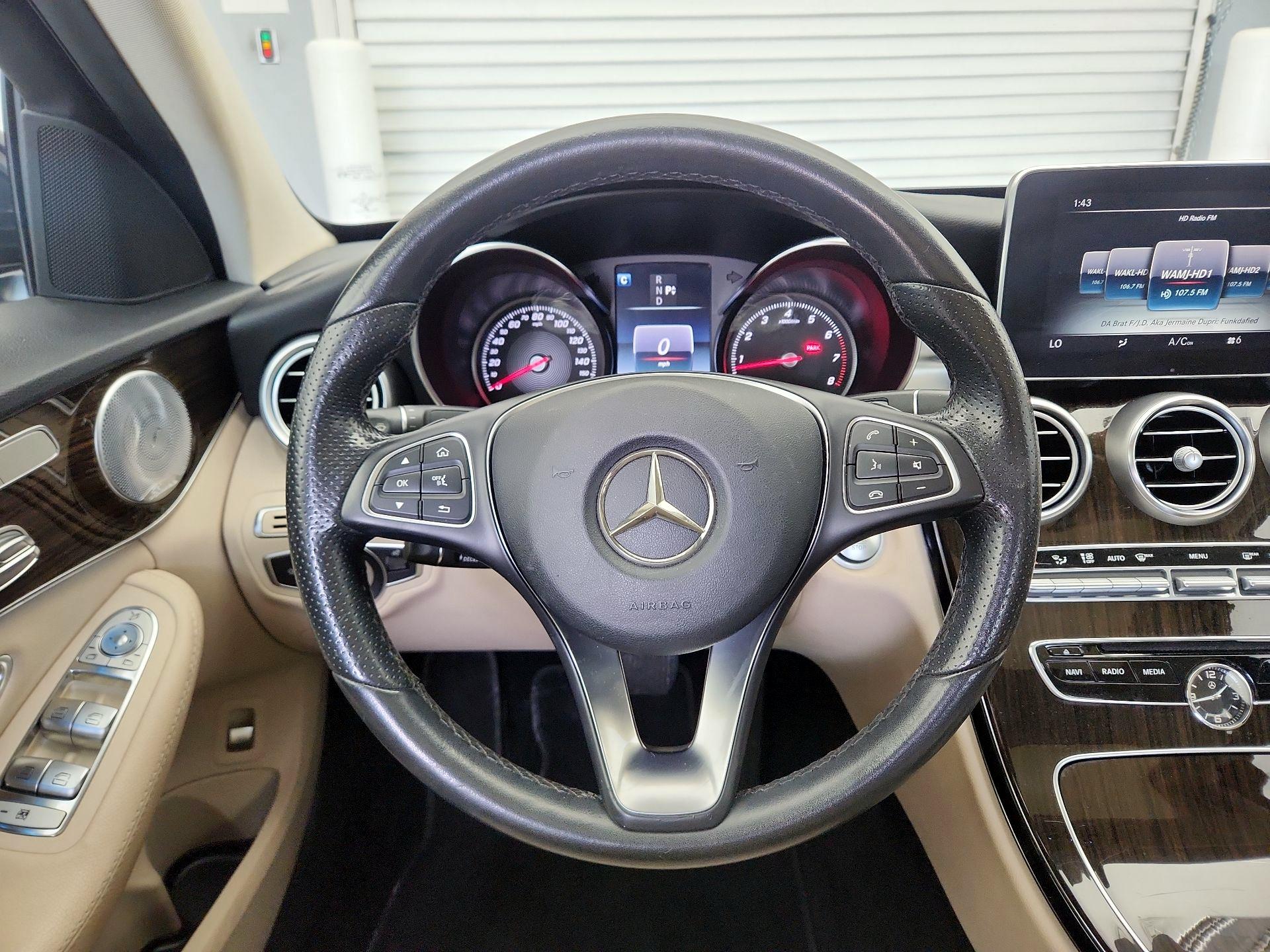 Thumbnail: 2017 Mercedes-Benz C-Class - 10