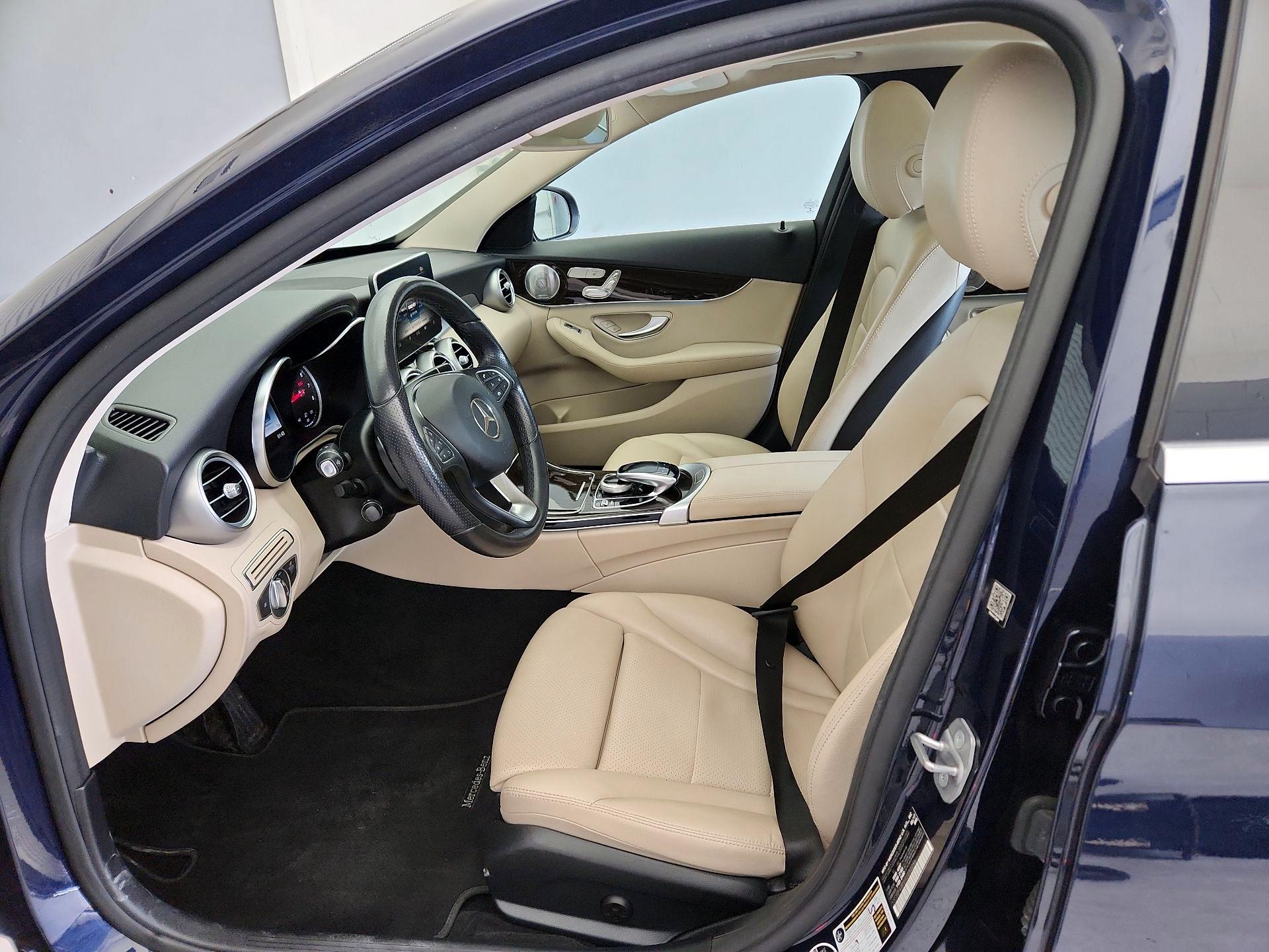 Thumbnail: 2017 Mercedes-Benz C-Class - 11