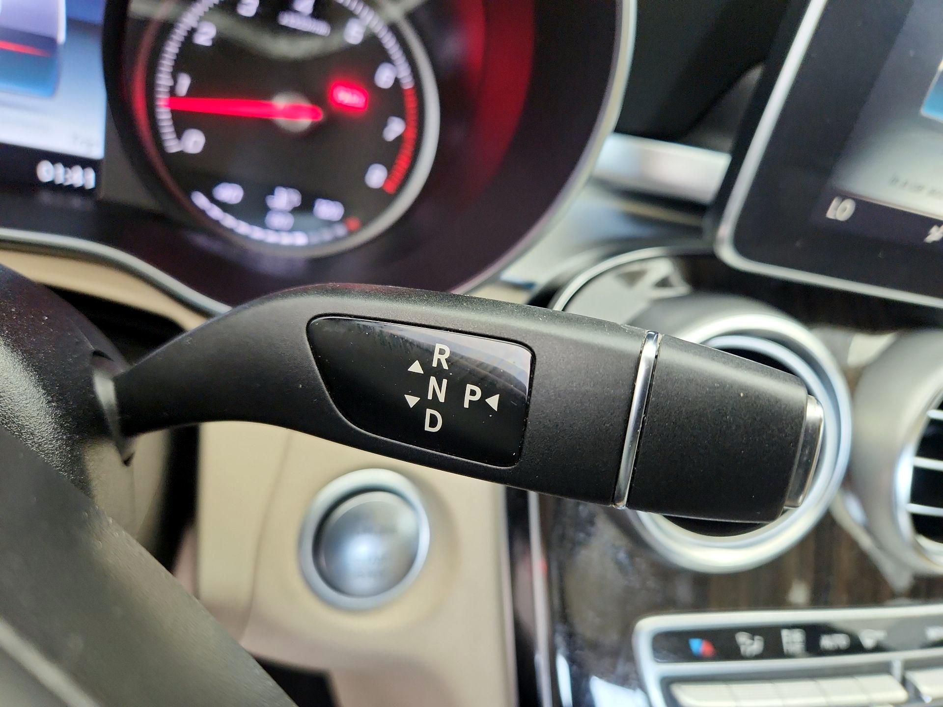 Thumbnail: 2017 Mercedes-Benz C-Class - 18