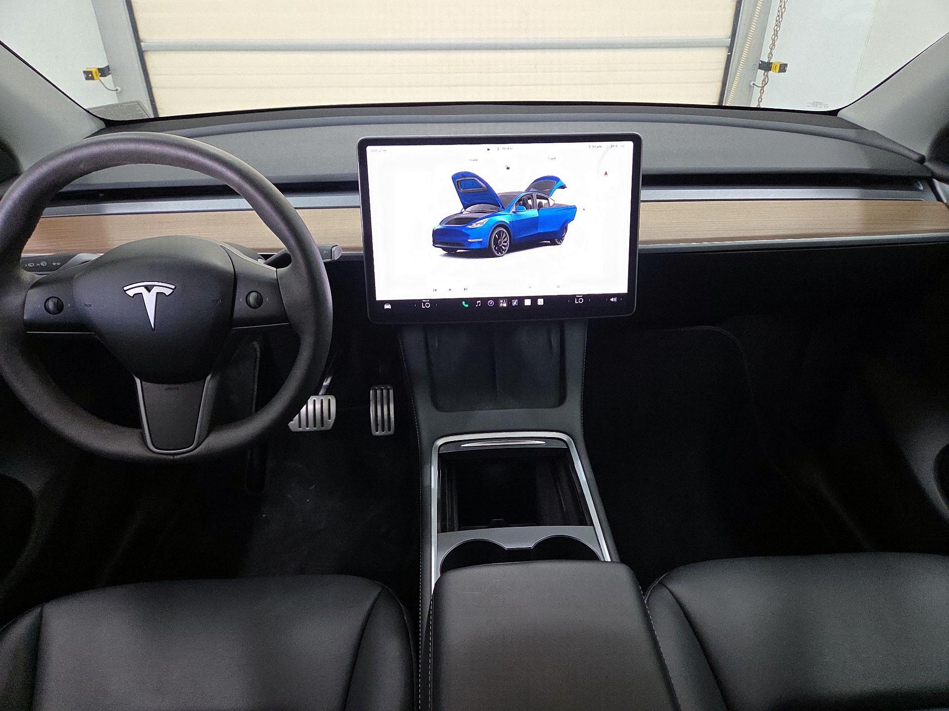 Thumbnail: 2023 Tesla Model Y - 9