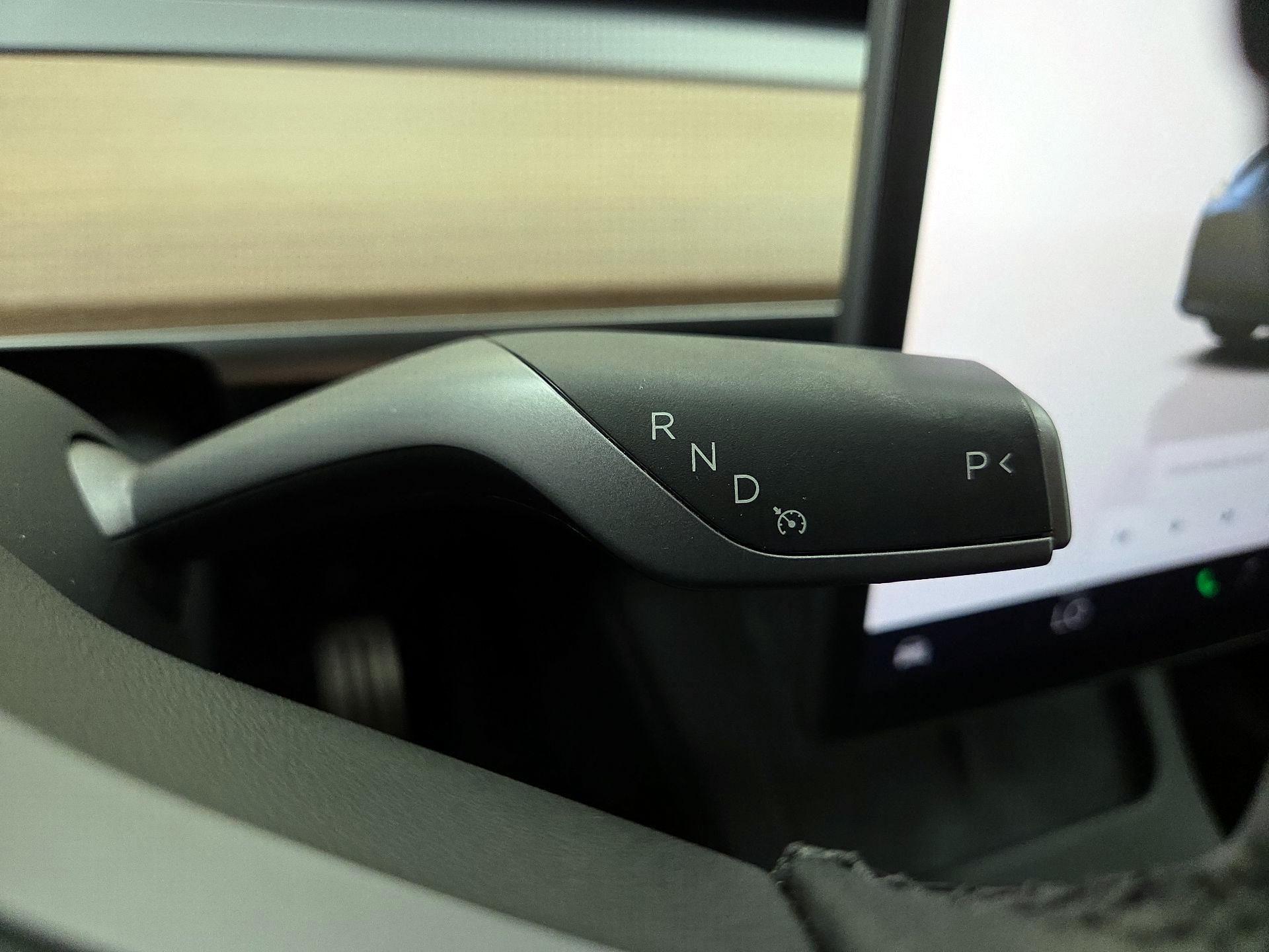 Thumbnail: 2023 Tesla Model Y - 17