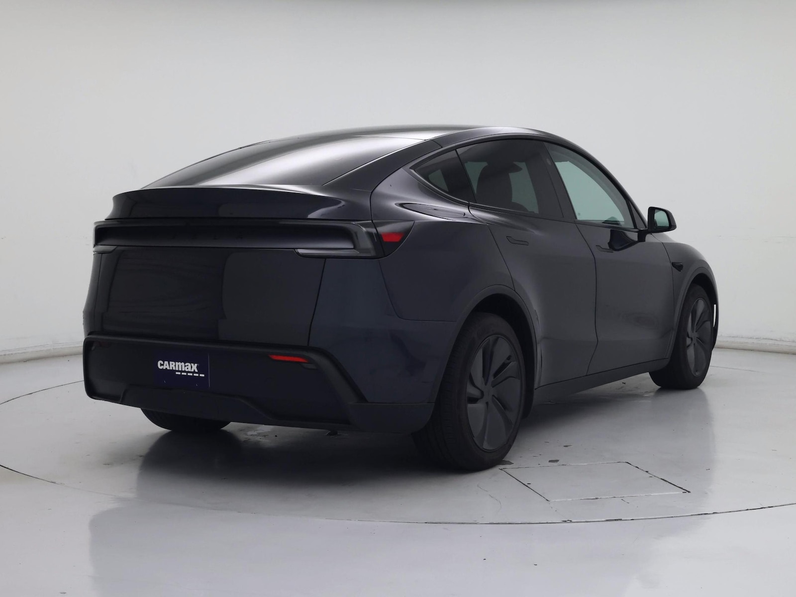 2026 Tesla Model Y Long Range - Photo 9