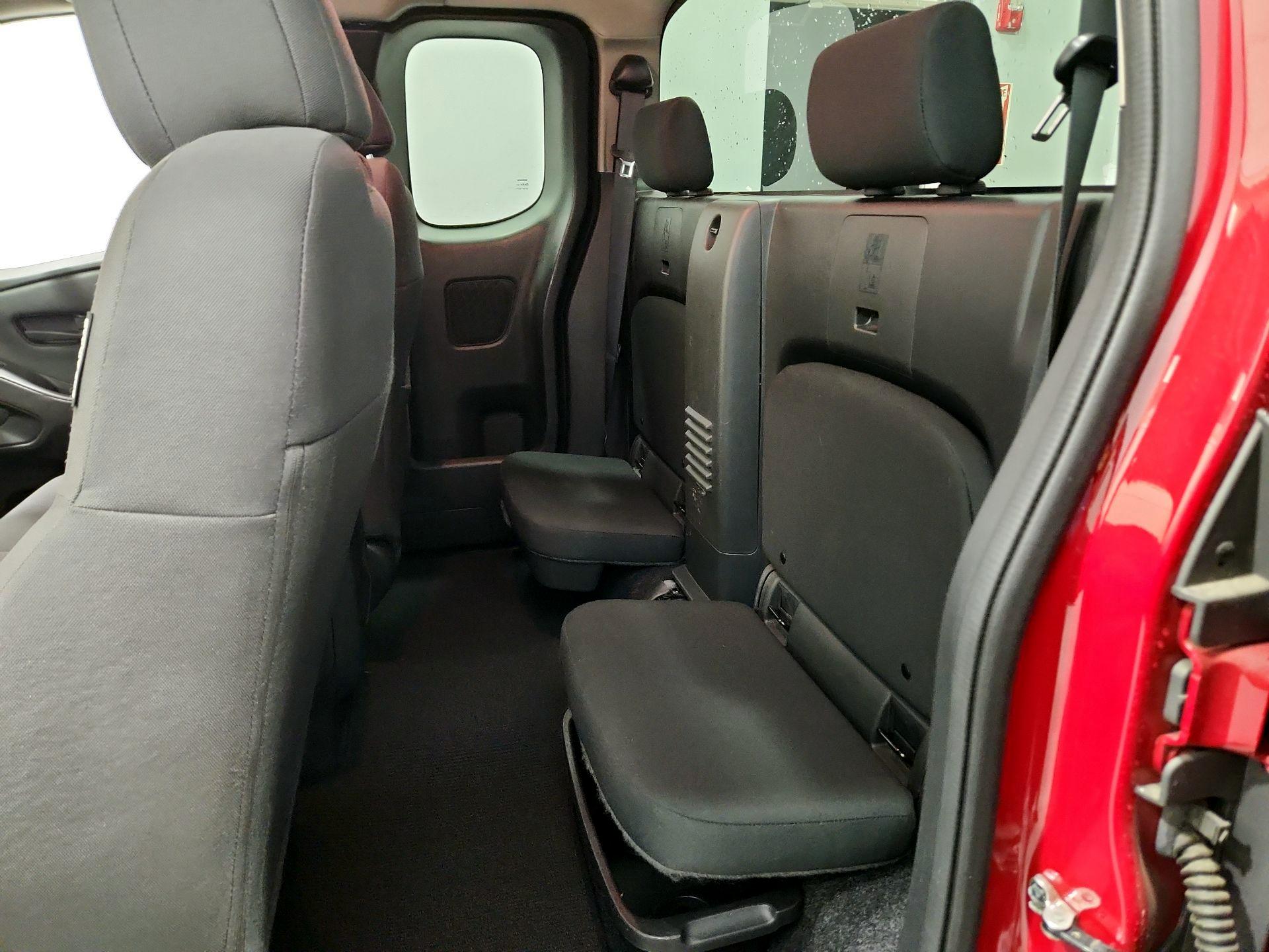 Thumbnail: 2022 Nissan Frontier - 19