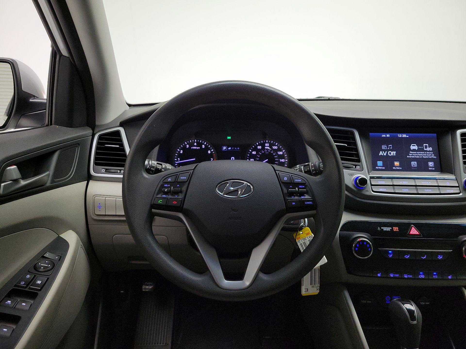 Thumbnail: 2018 Hyundai Tucson - 10