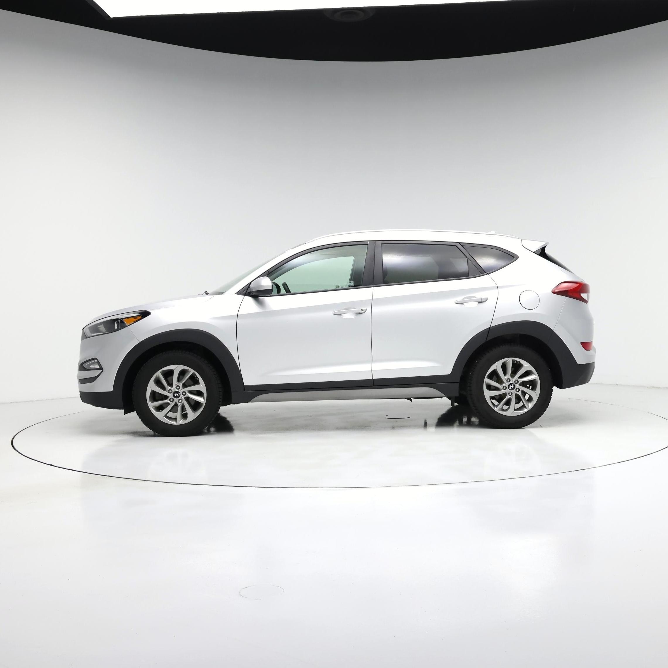Thumbnail: 2018 Hyundai Tucson - 3