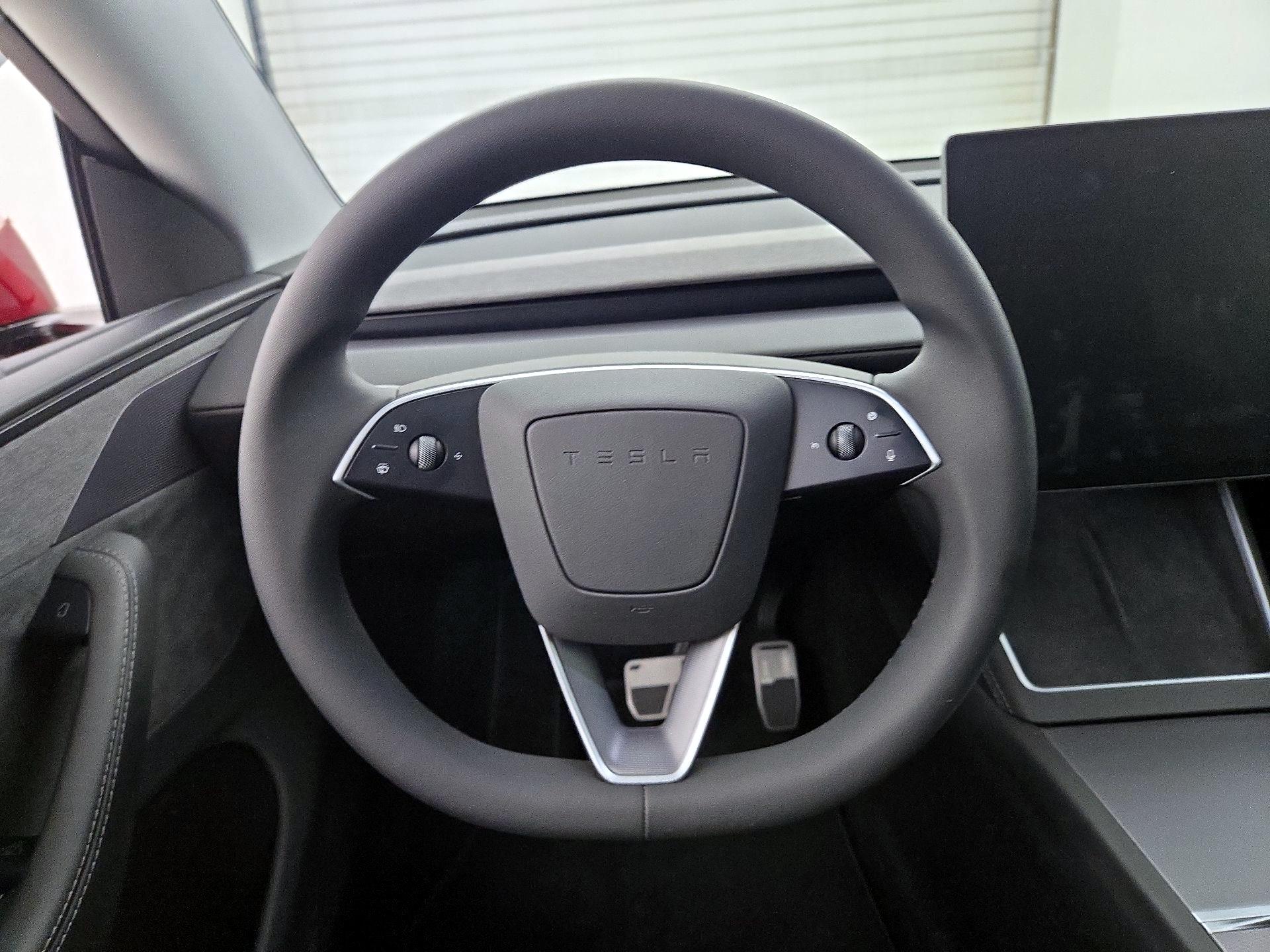Thumbnail: 2026 Tesla Model Y - 10