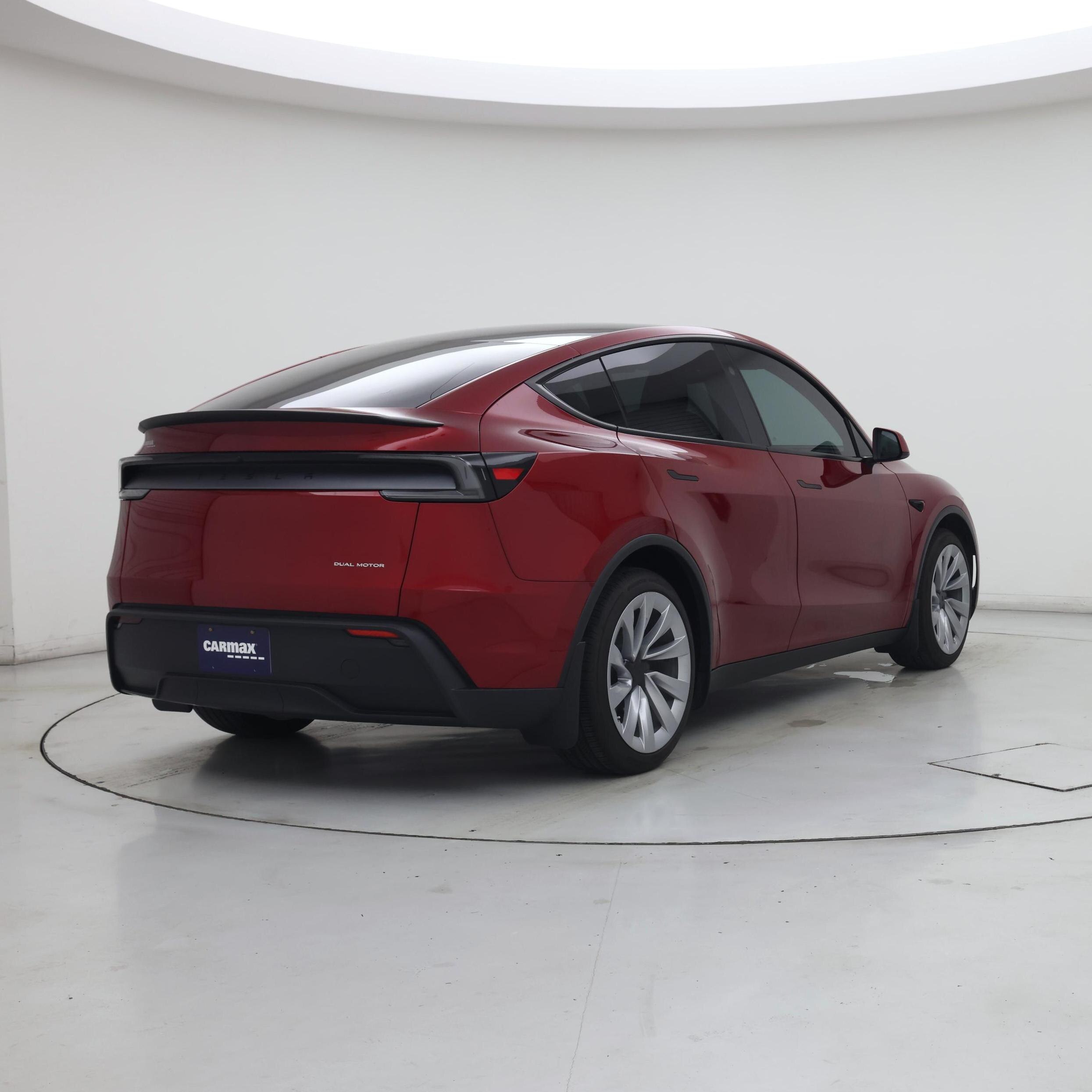 Thumbnail: 2026 Tesla Model Y - 8