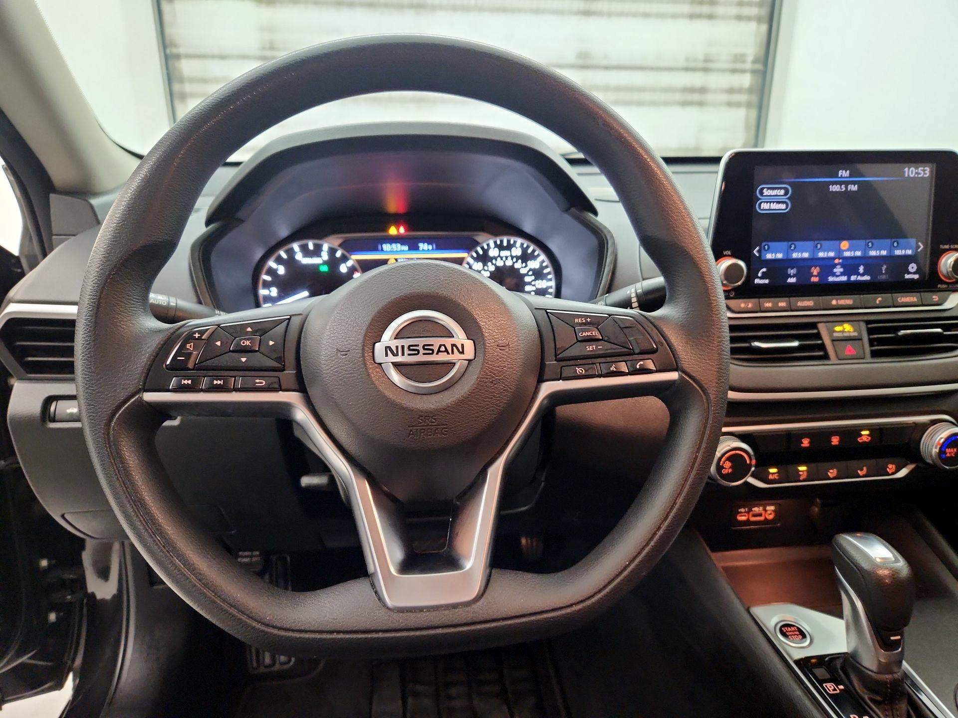 Thumbnail: 2020 Nissan Altima - 10