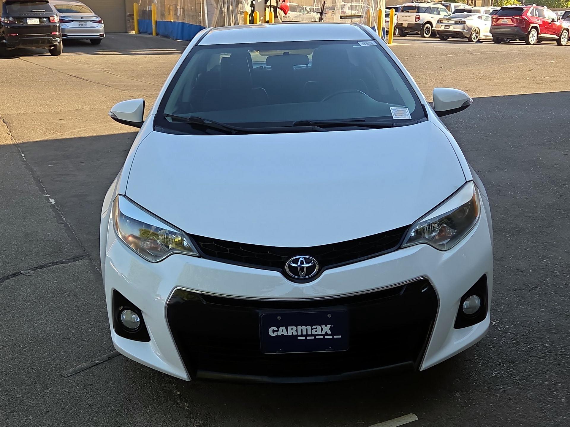Thumbnail: 2016 Toyota Corolla - 2