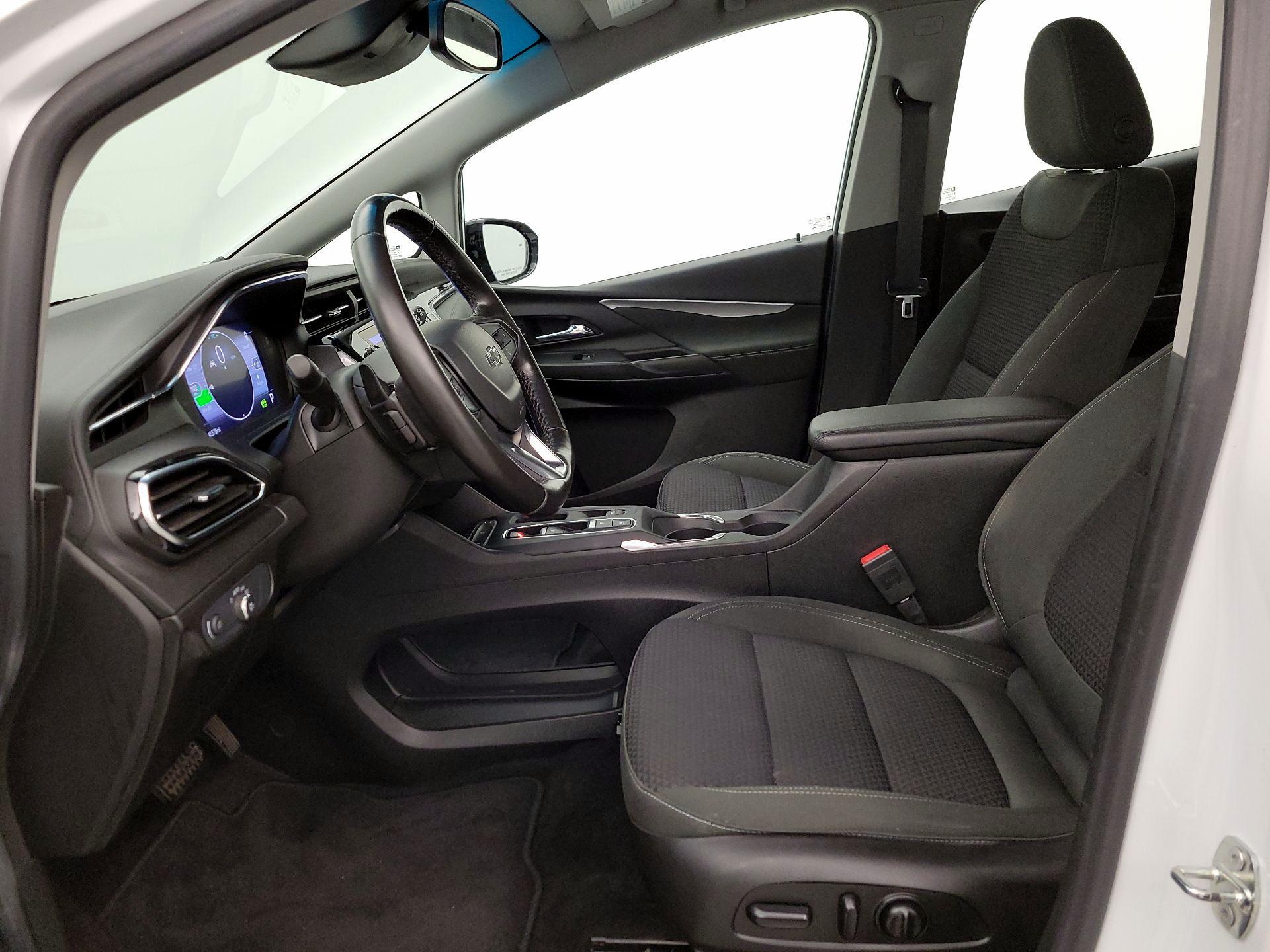 Thumbnail: 2022 Chevrolet Bolt EV - 11