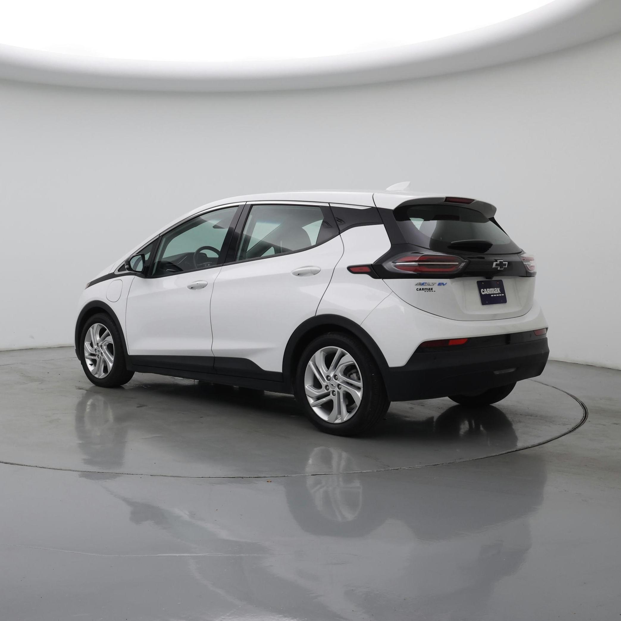 Thumbnail: 2022 Chevrolet Bolt EV - 2