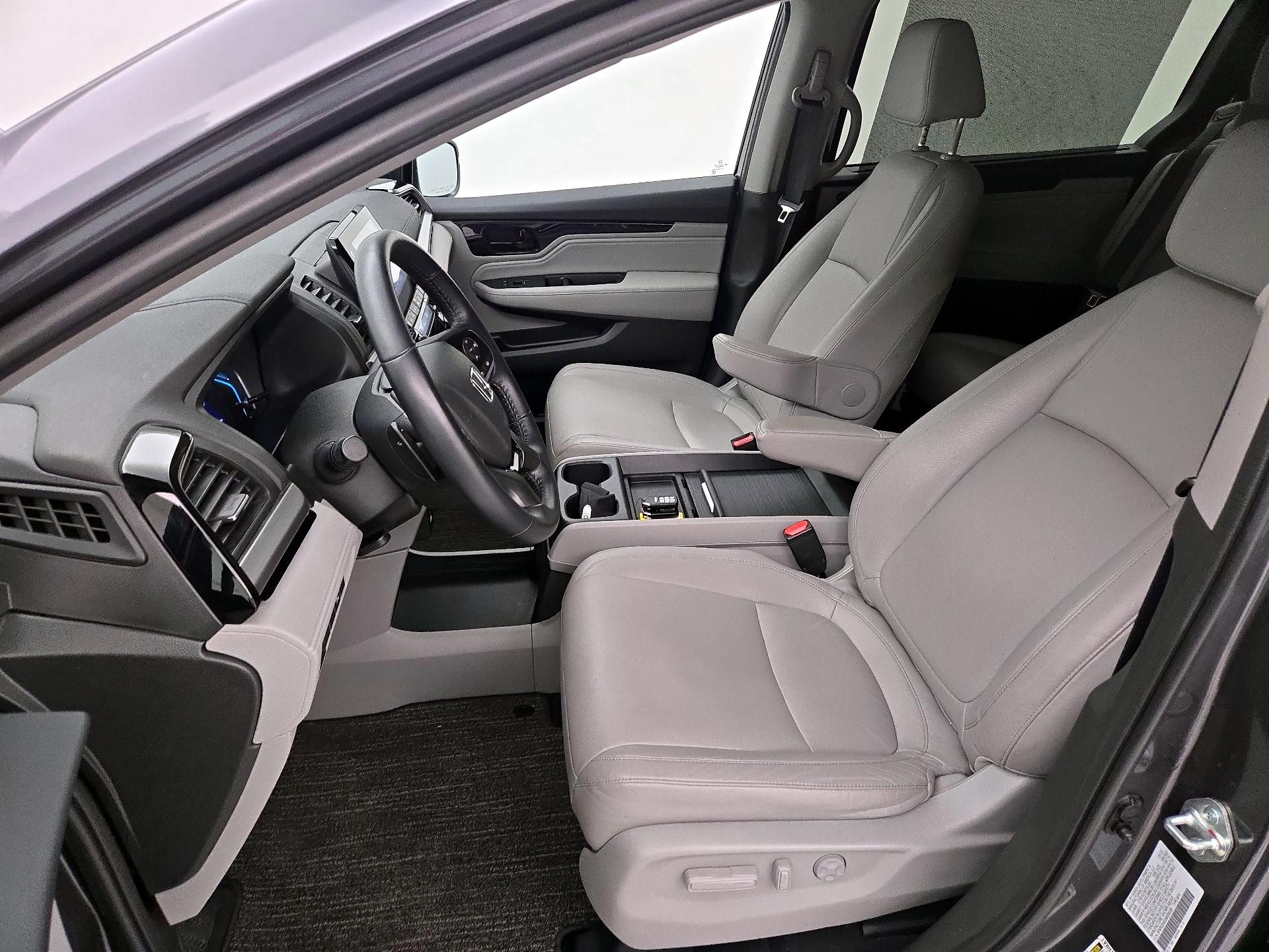 Thumbnail: 2022 Honda Odyssey - 11