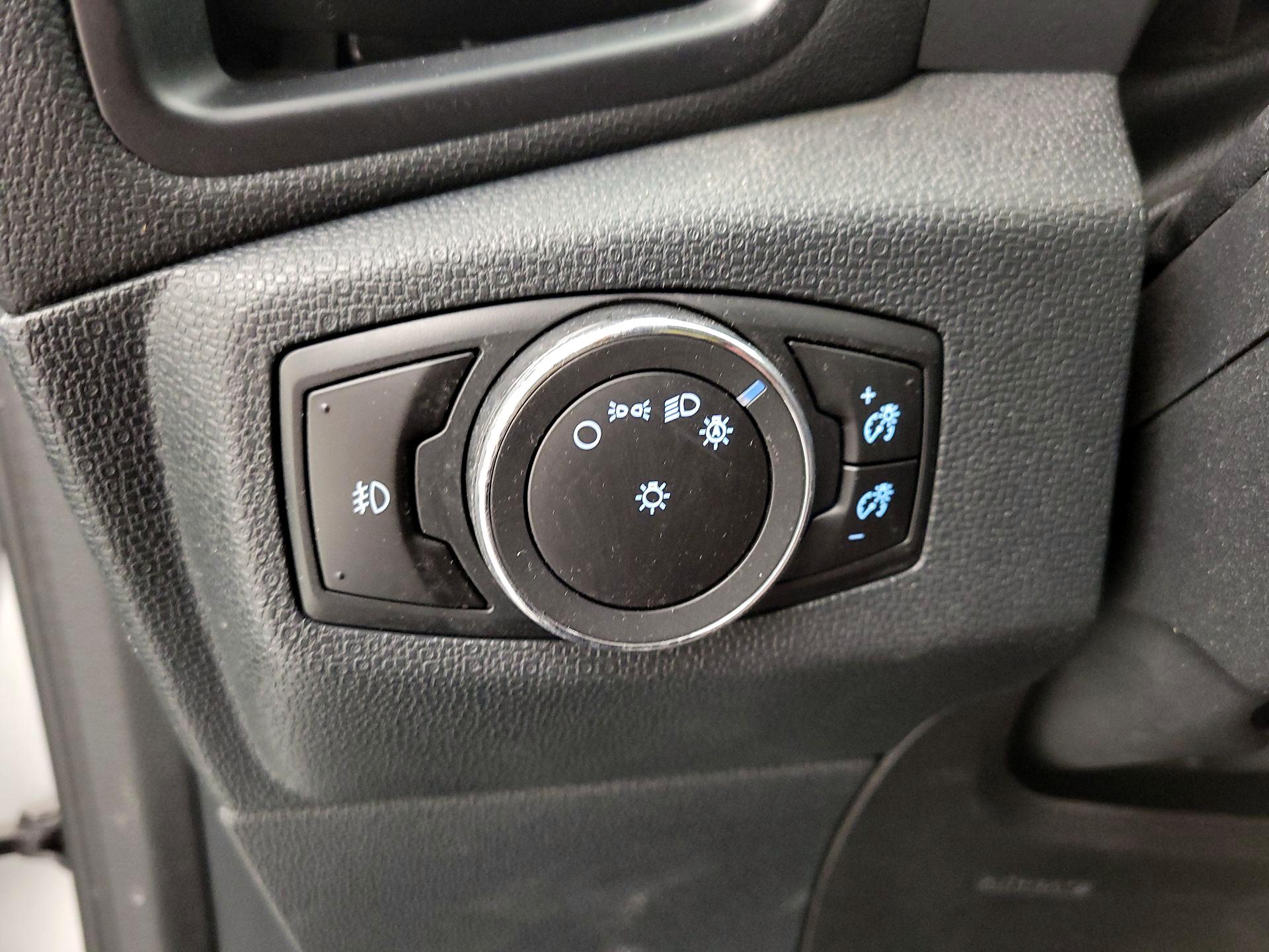 Thumbnail: 2018 Ford EcoSport - 13
