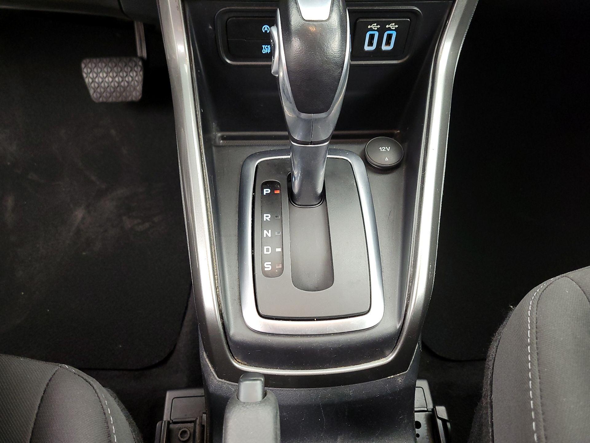 Thumbnail: 2018 Ford EcoSport - 17