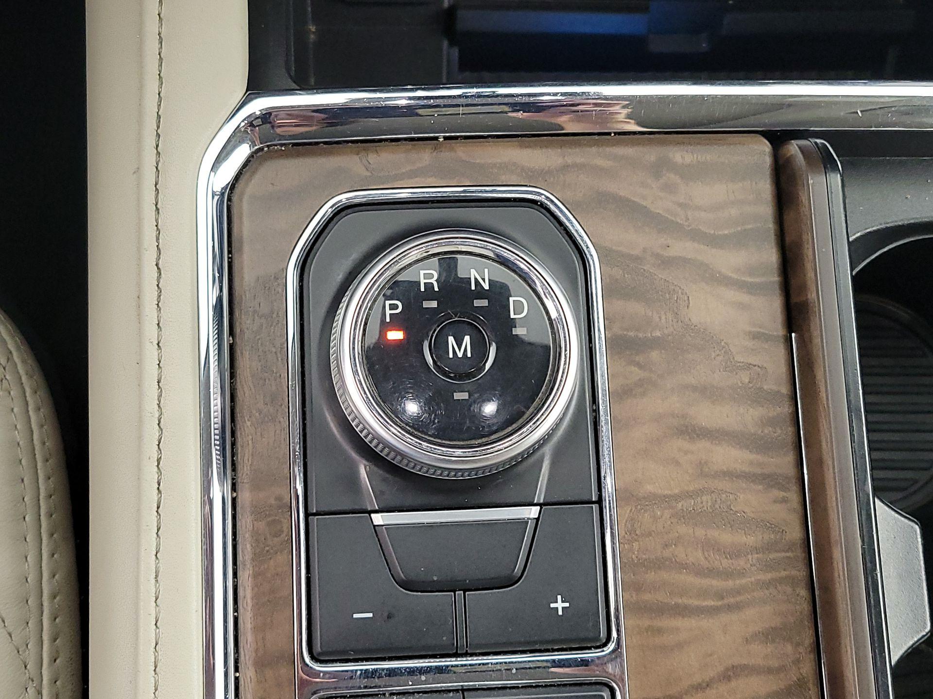 Thumbnail: 2021 Ford Expedition - 18
