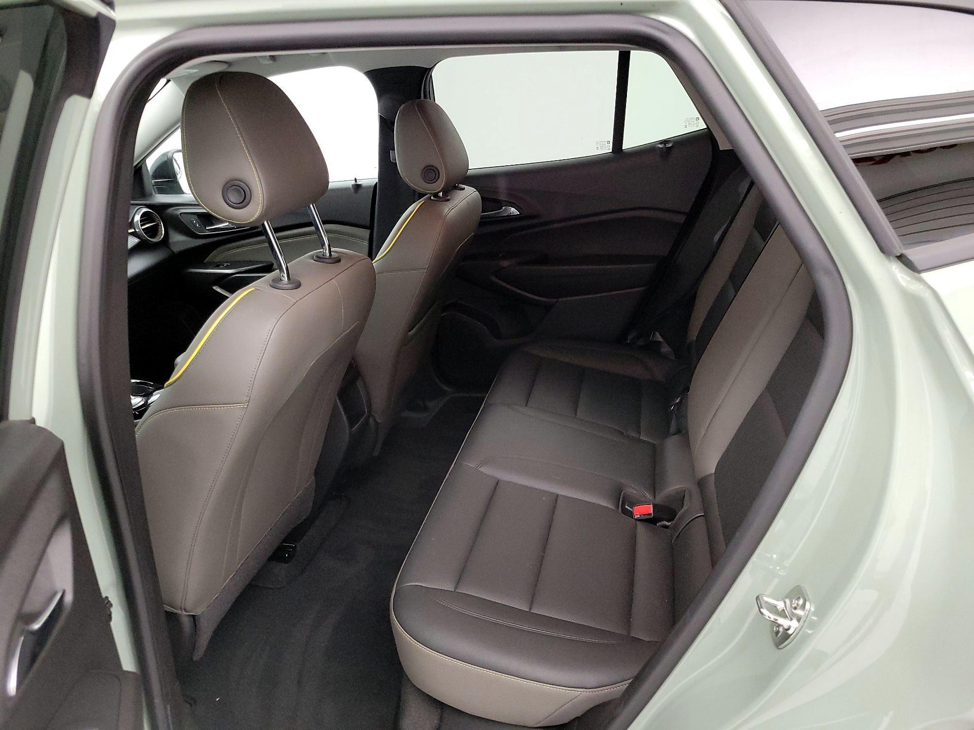 Thumbnail: 2024 Chevrolet Trax - 19