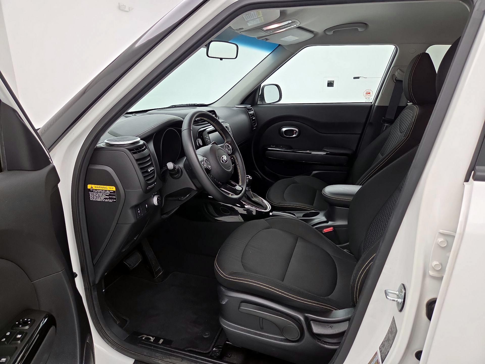 Thumbnail: 2016 Kia Soul - 11