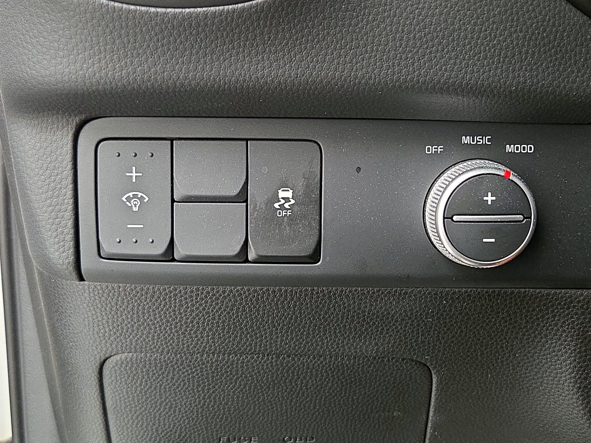 Thumbnail: 2016 Kia Soul - 13