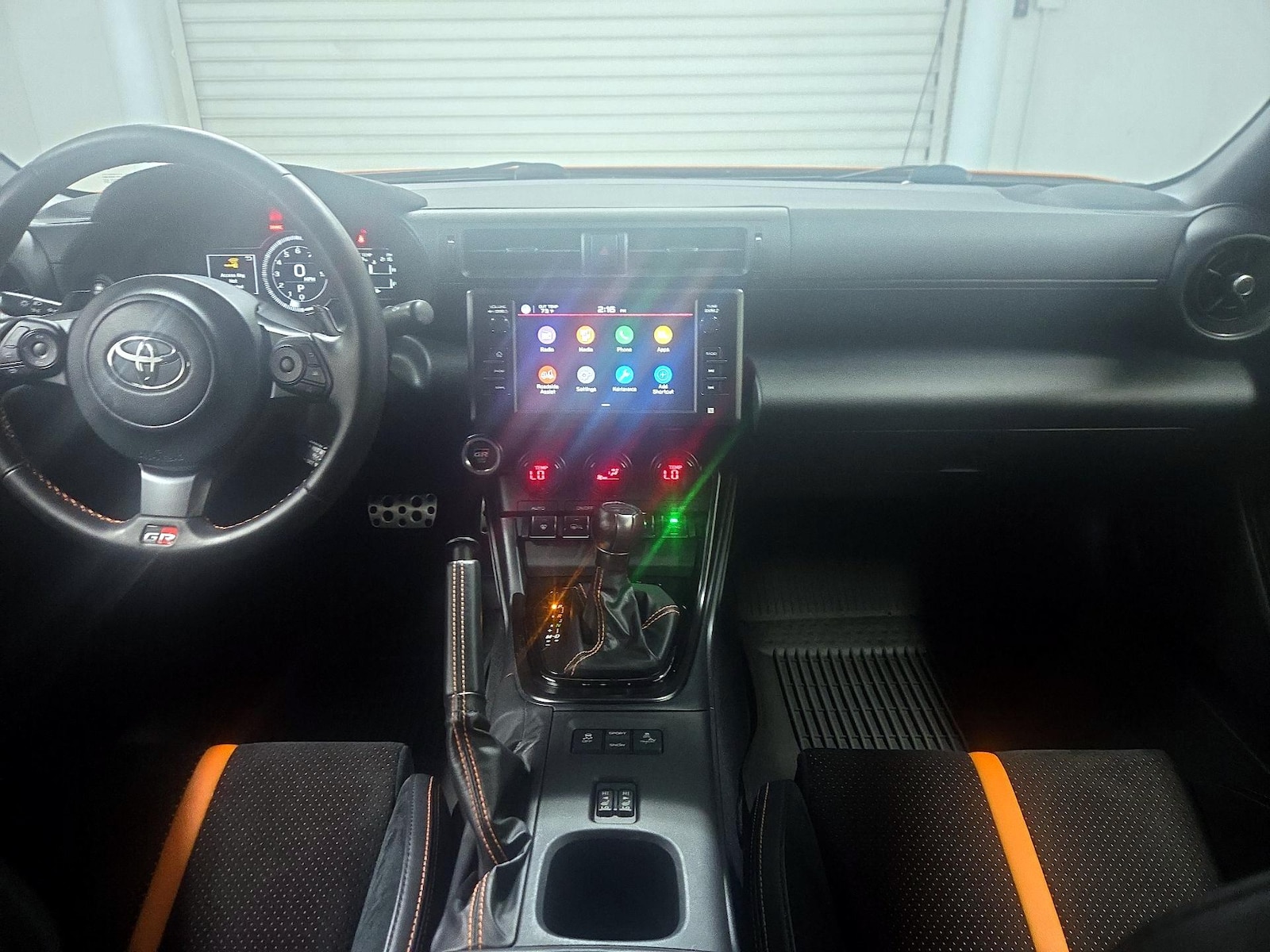 Apple CarPlay® & Android Auto™